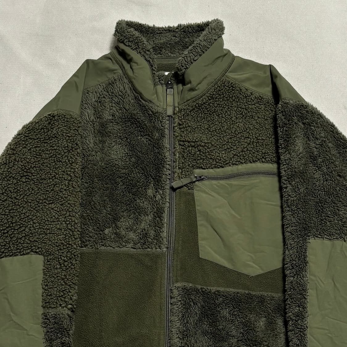 XL 유니클로 X 엔지니어드 가먼츠 카키 플리스 상품이미지1