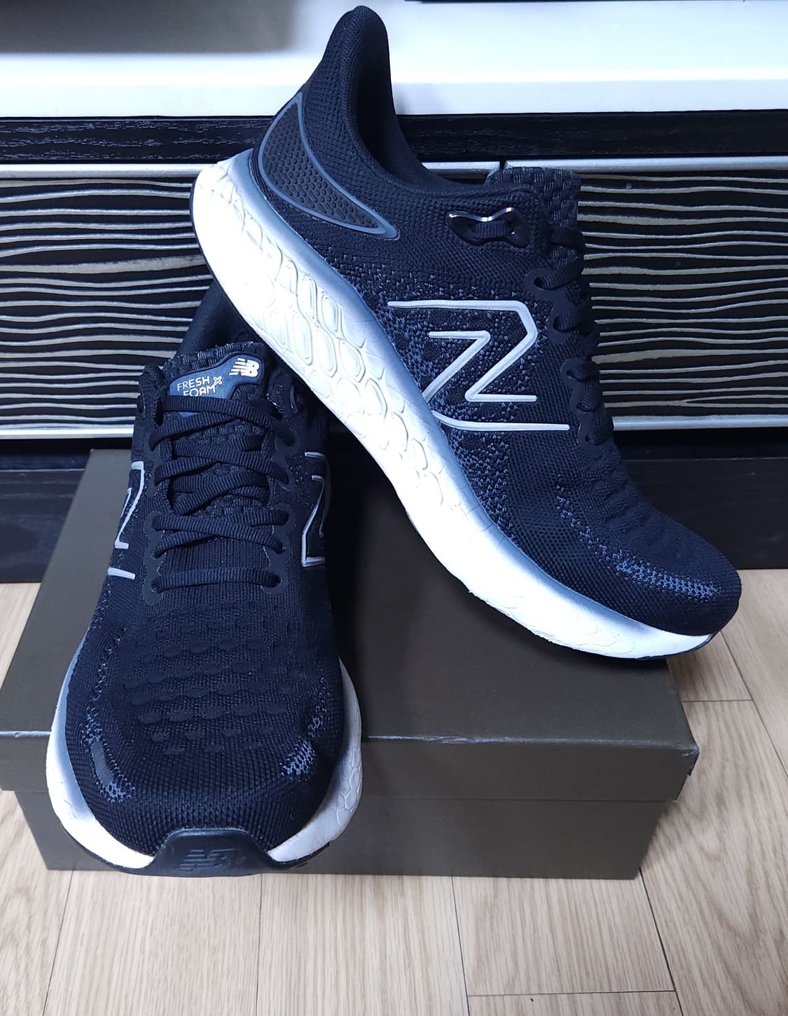 뉴발란스 프레쉬폼X 1080 v12 런닝화, 운동화 280mm 4E 상품이미지1