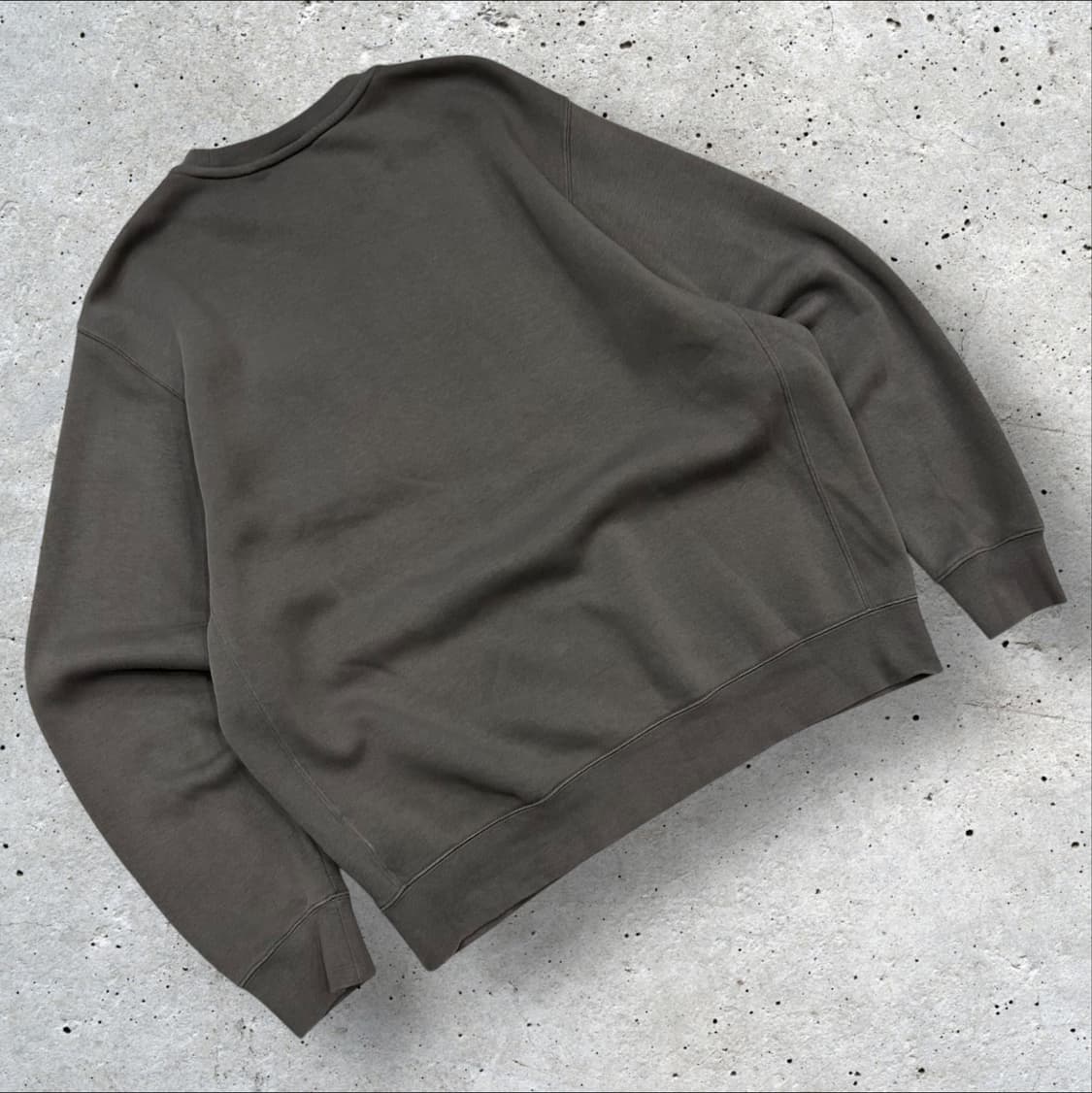 [2XL] 나이키 포켓 패치 맨투맨 챠콜브라운 B38 상품이미지2