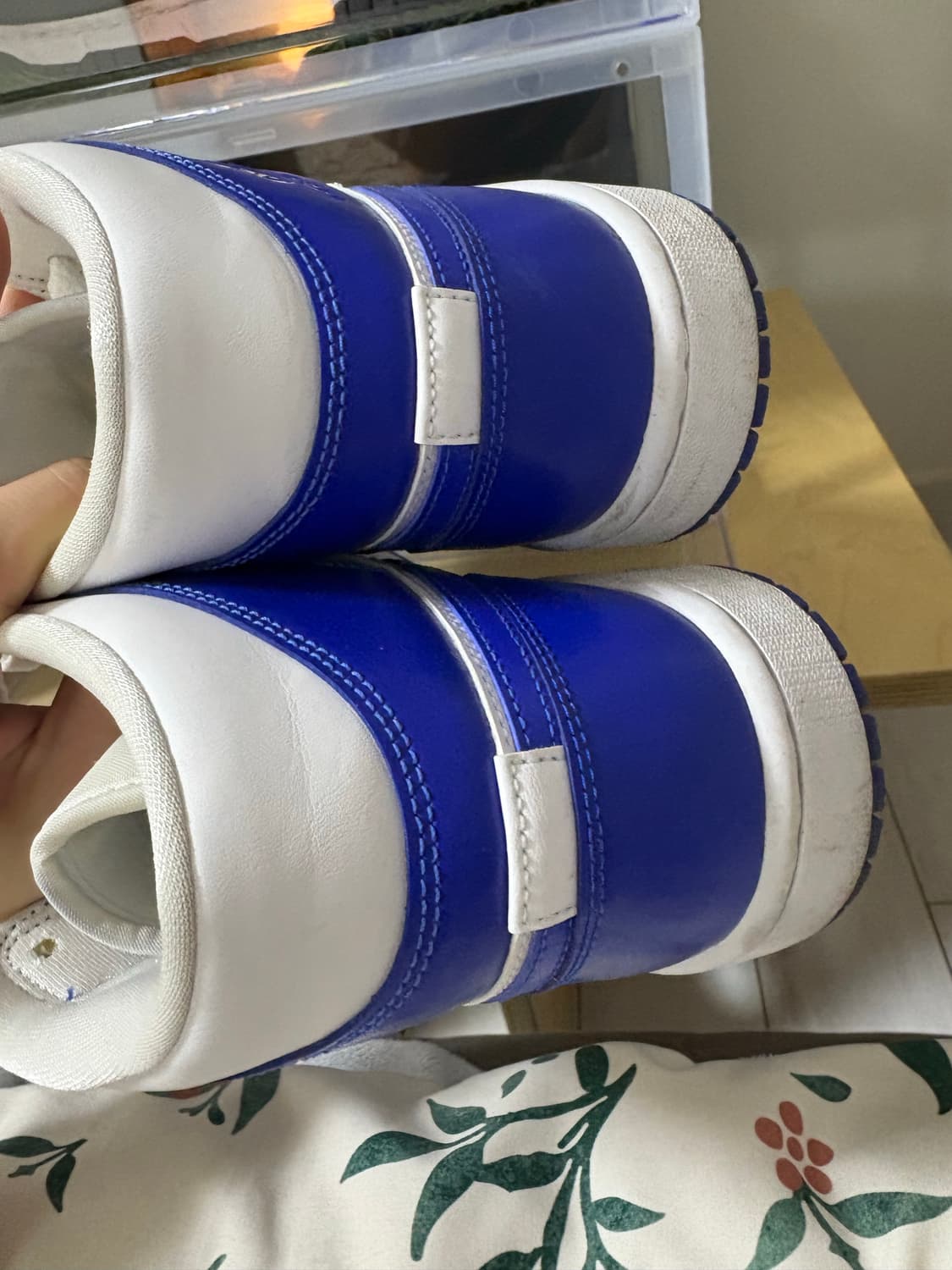 [w275] 나이키 조던 1 미드 화이트 하이퍼 로얄 상품이미지4