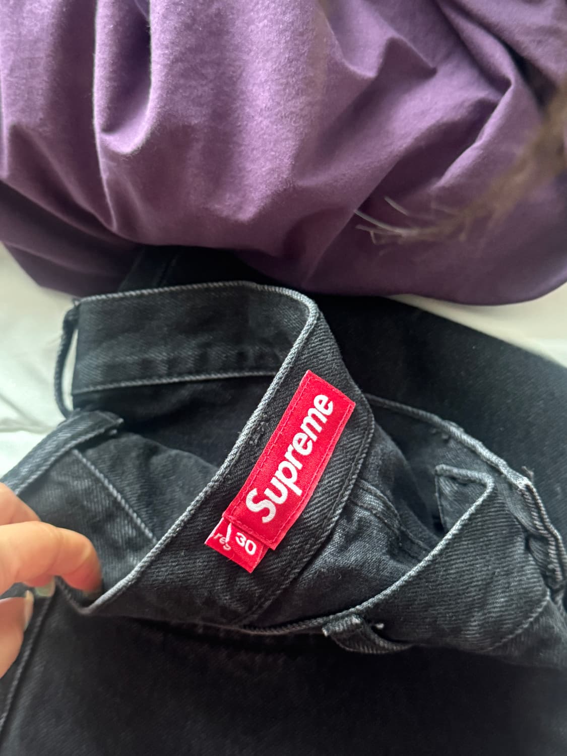 슈프림 레귤러진 30 블랙 팝니다 상품이미지4