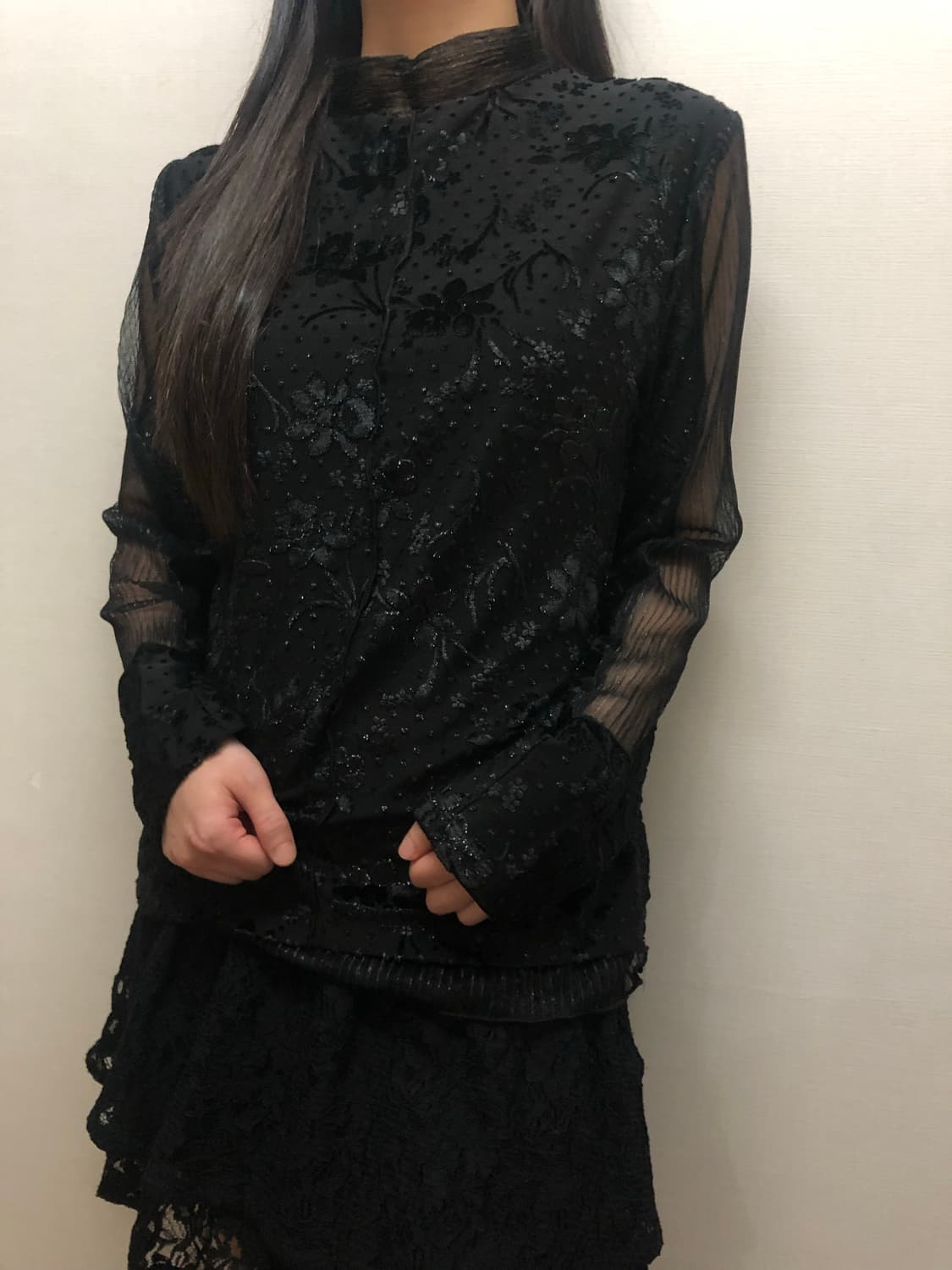 빈티지 블랙 플라워 시스루 탑 상품이미지8