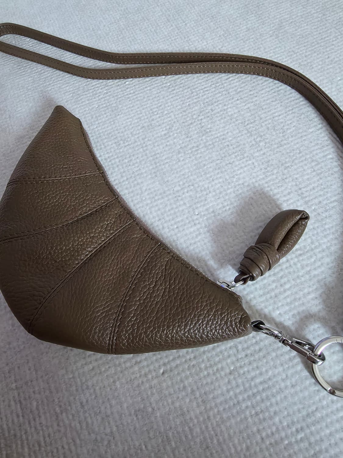 르메르 (Lemaire)의 크루아상 코인 퍼스 판매해요 상품이미지3