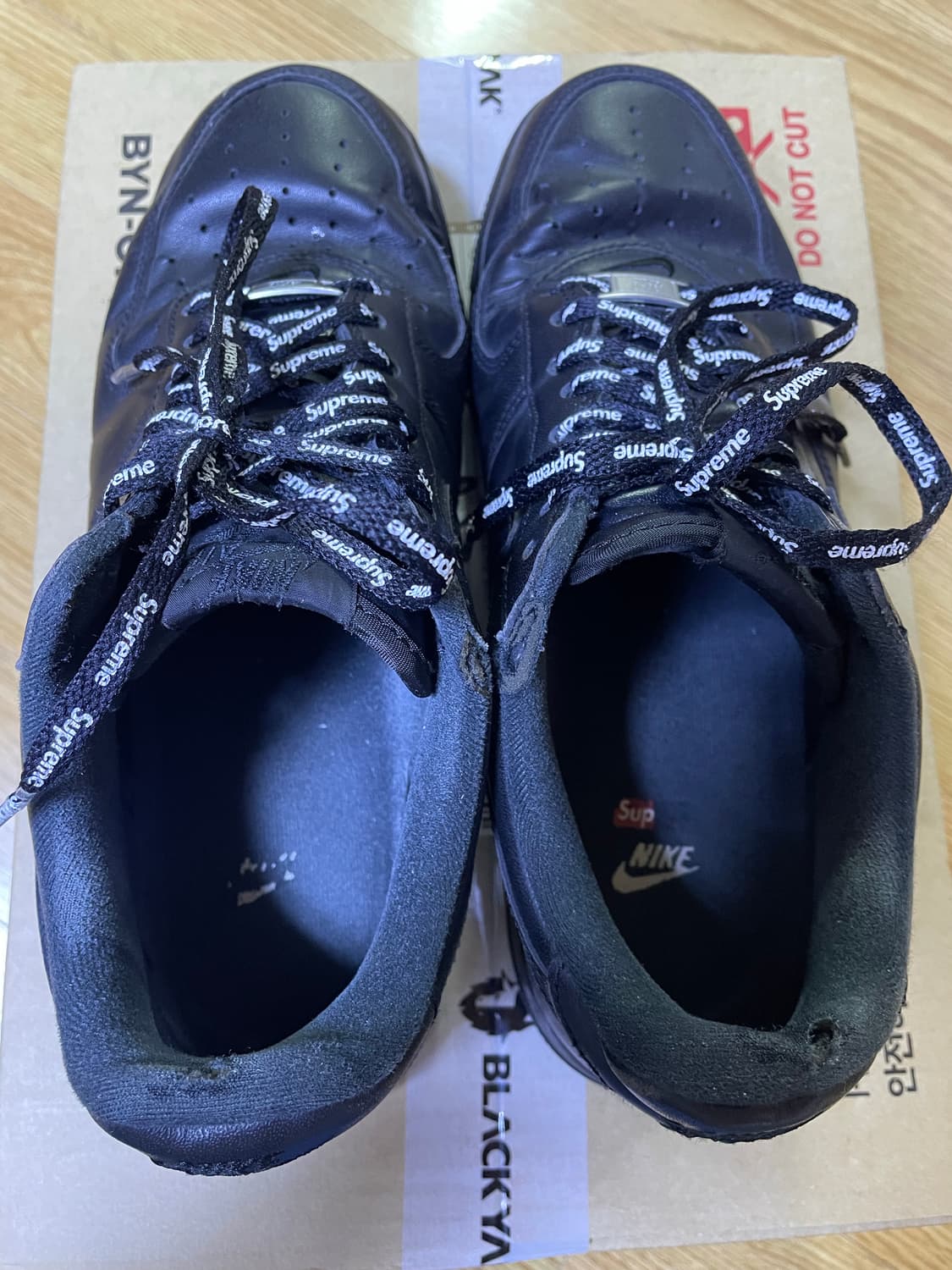 에어포스 슈프림 블랙 270 상품이미지7