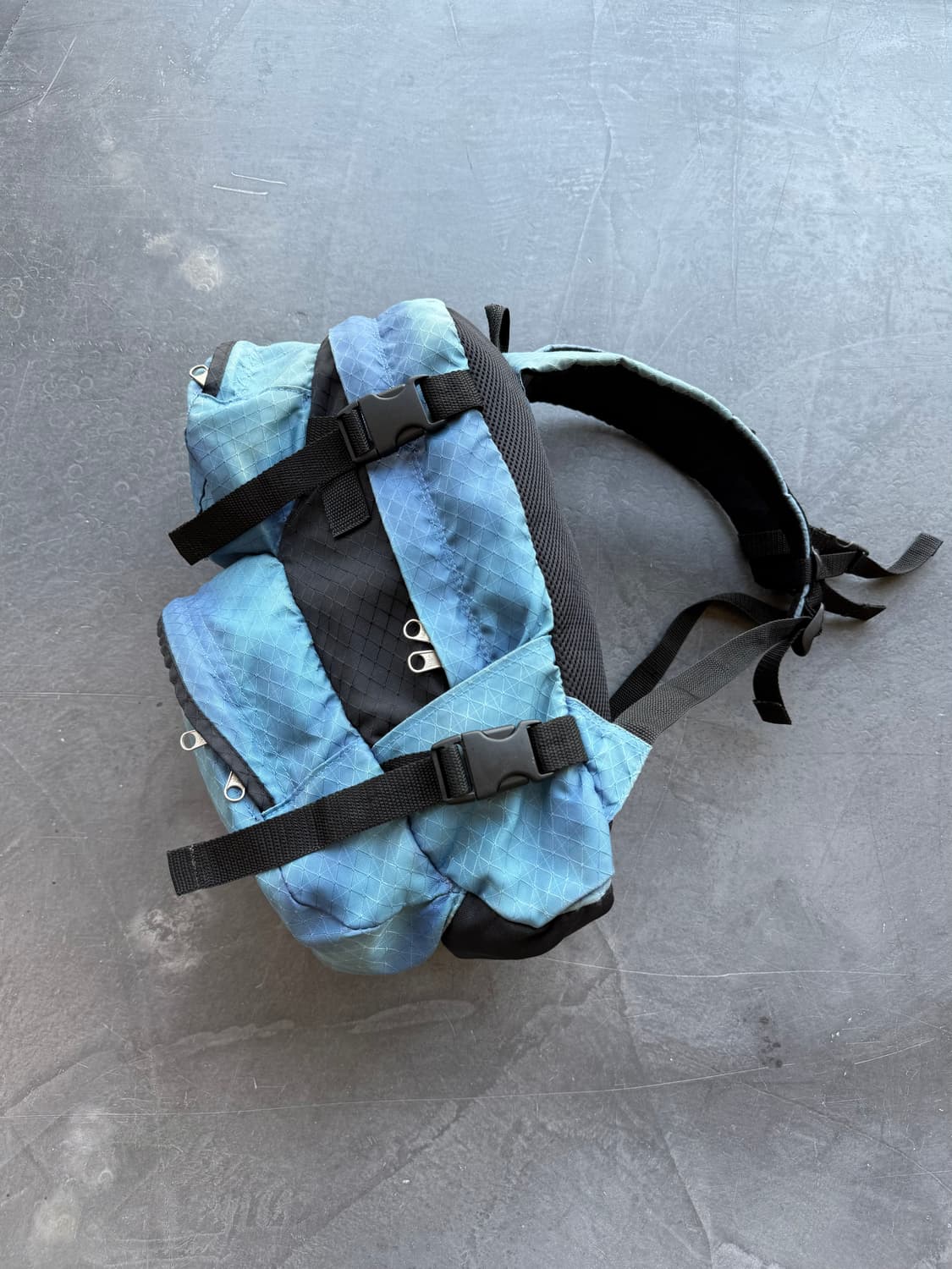 슈프림 90s 백팩 상품이미지3