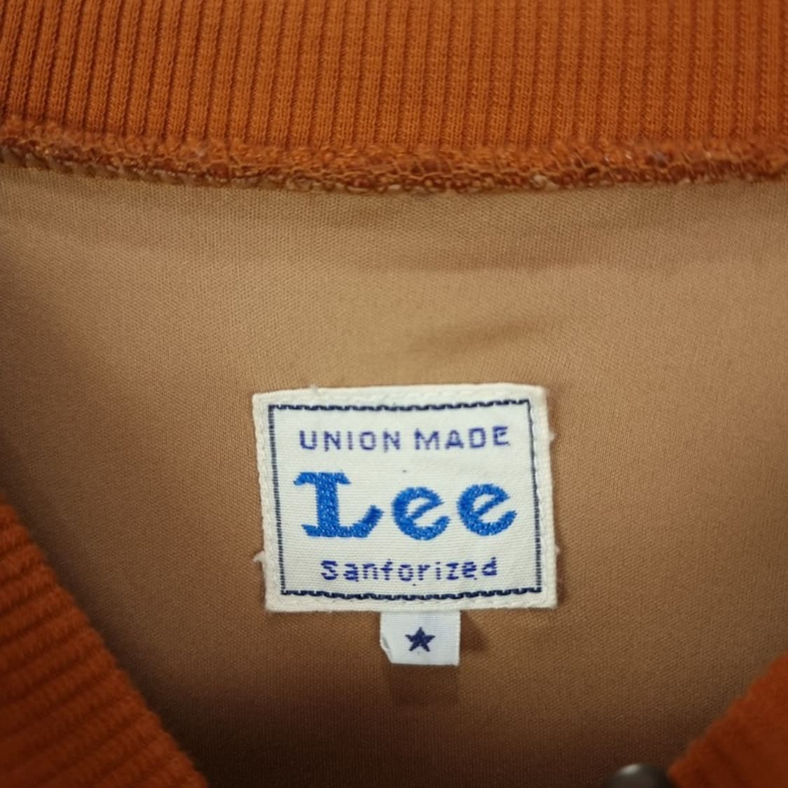 [리 재팬] 로고 자수 쉐르파 뽀글이 오버핏 맨투맨 브라운 M18311 상품이미지7