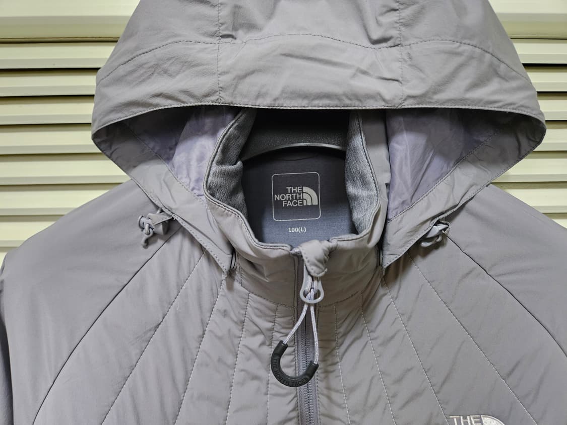 노스페이스 남성 경량 후드 자켓 100 바람막이 상품이미지3