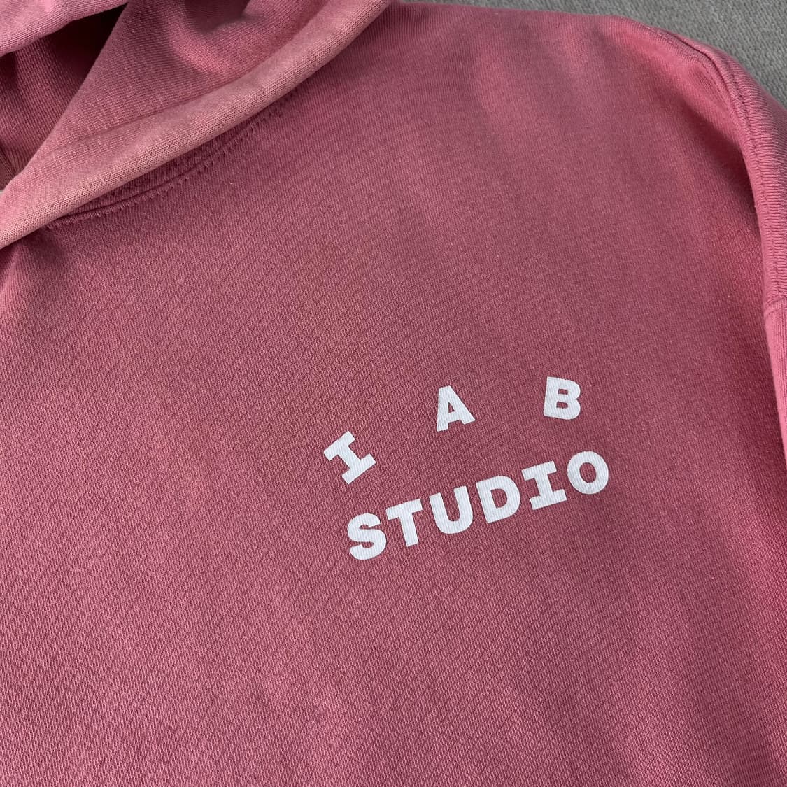 105 아이앱 스튜디오 핑크 후드티  상품이미지3
