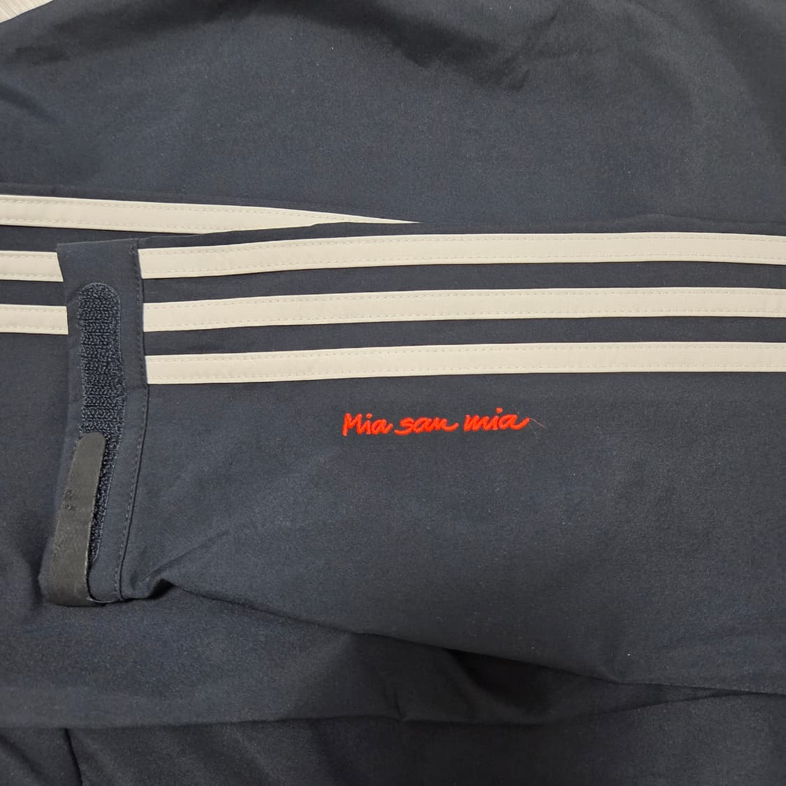 아디다스 12-13바이에른 뮌헨 축구 유니폼 바람막이 상품이미지5