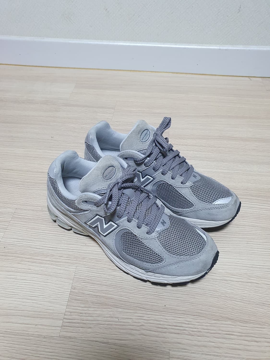 뉴발란스 2002R 그레이 운동화 260 상품이미지2