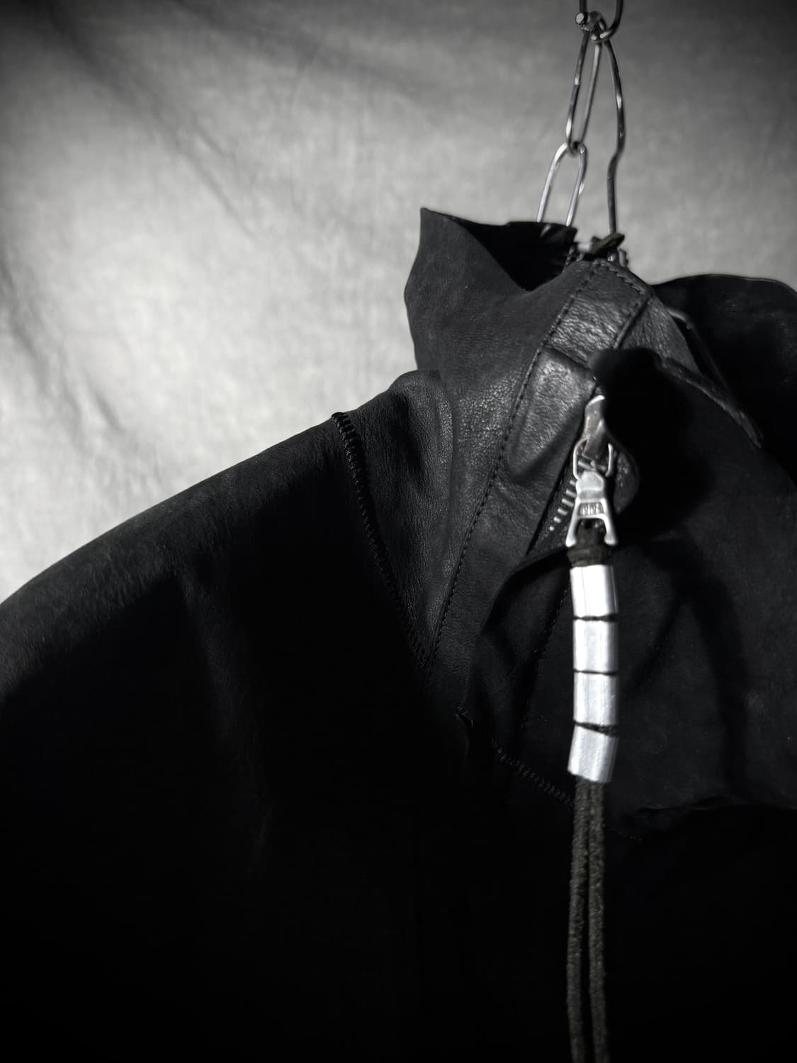 Isaac Sellam Back Metal Spine Jacket 상품이미지5