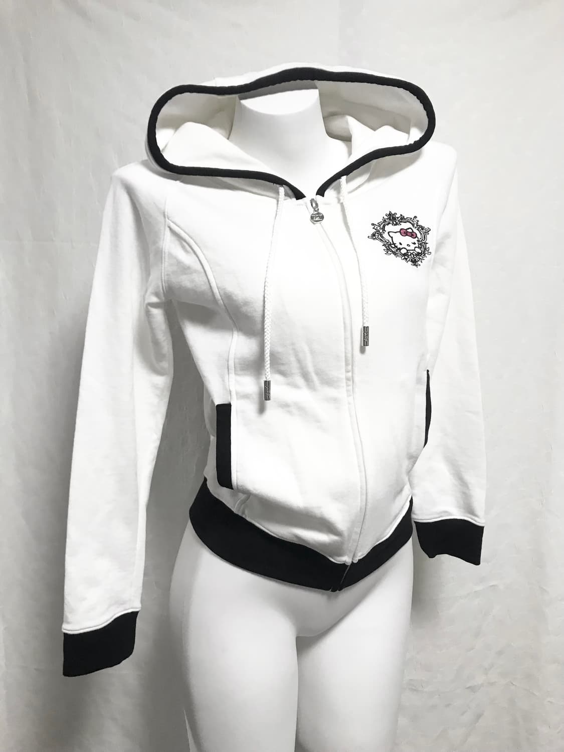 빈티지 라디 rady 헬로키티 자수 갸루 후드 집업 상품이미지2