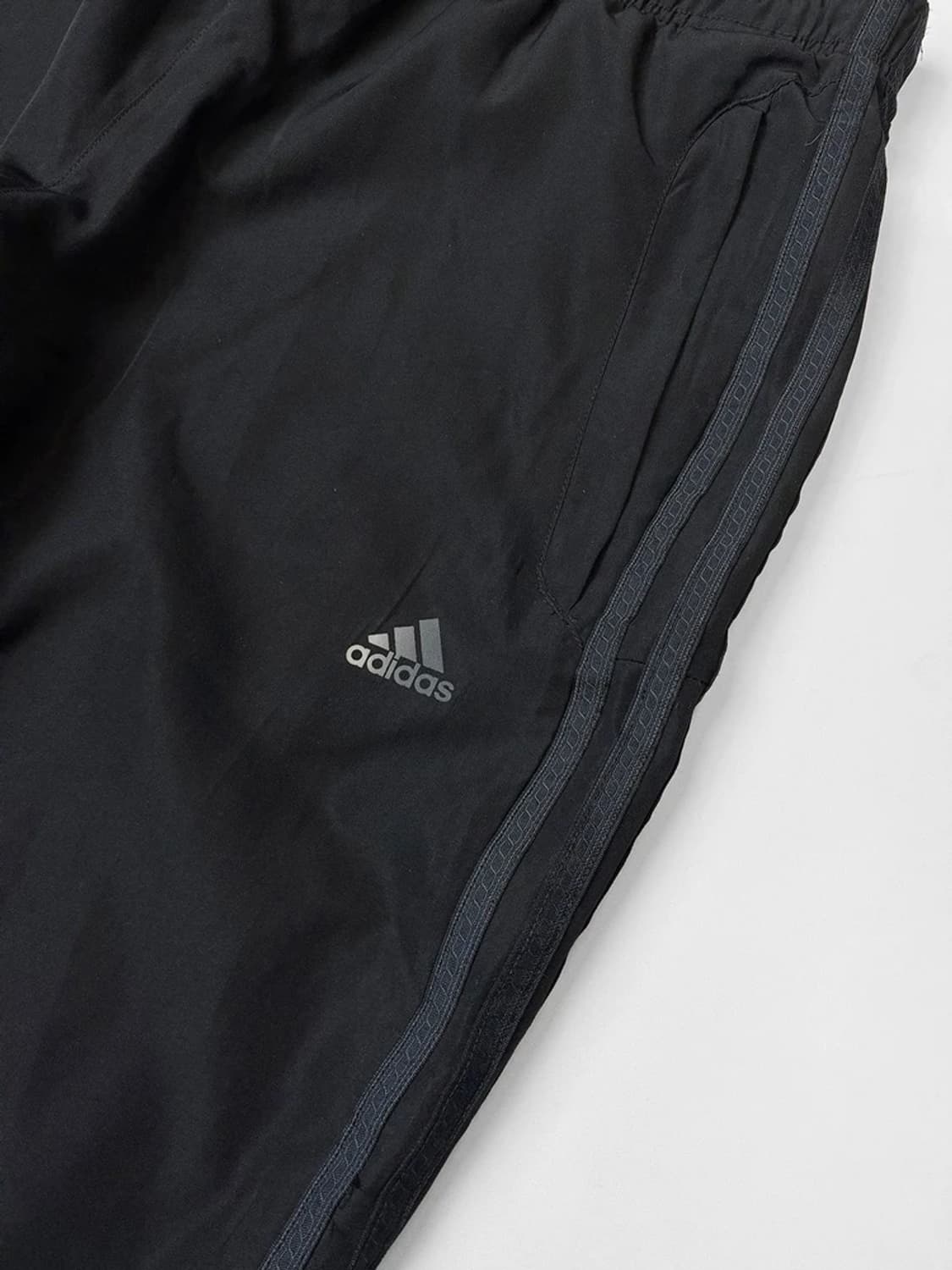 아디다스 퍼포먼스 윈드 와이드 팬츠 PN5636 상품이미지3