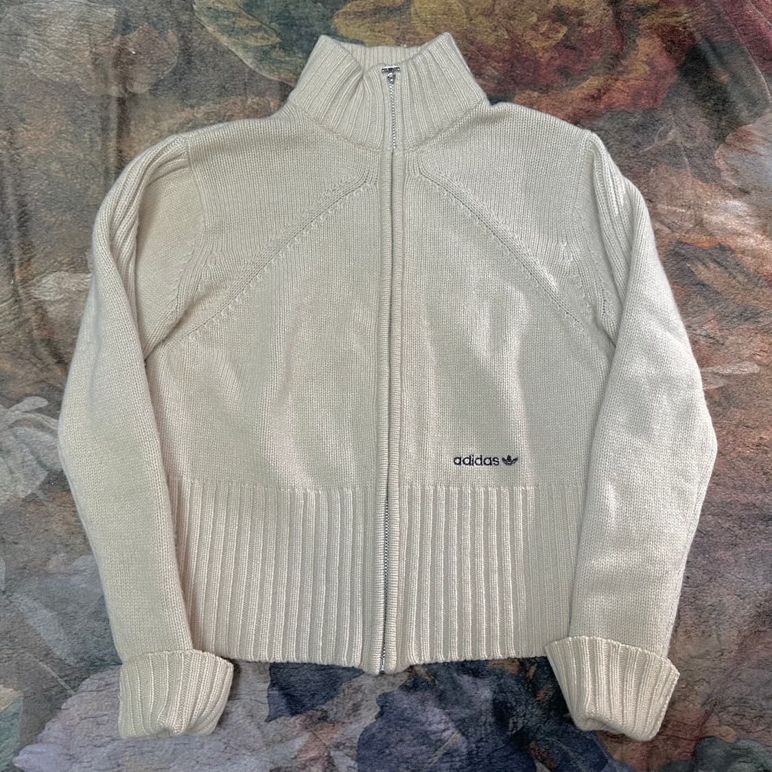아디다스 빈티지 올드스쿨 아이보리크롭니트집업 M 상품이미지1