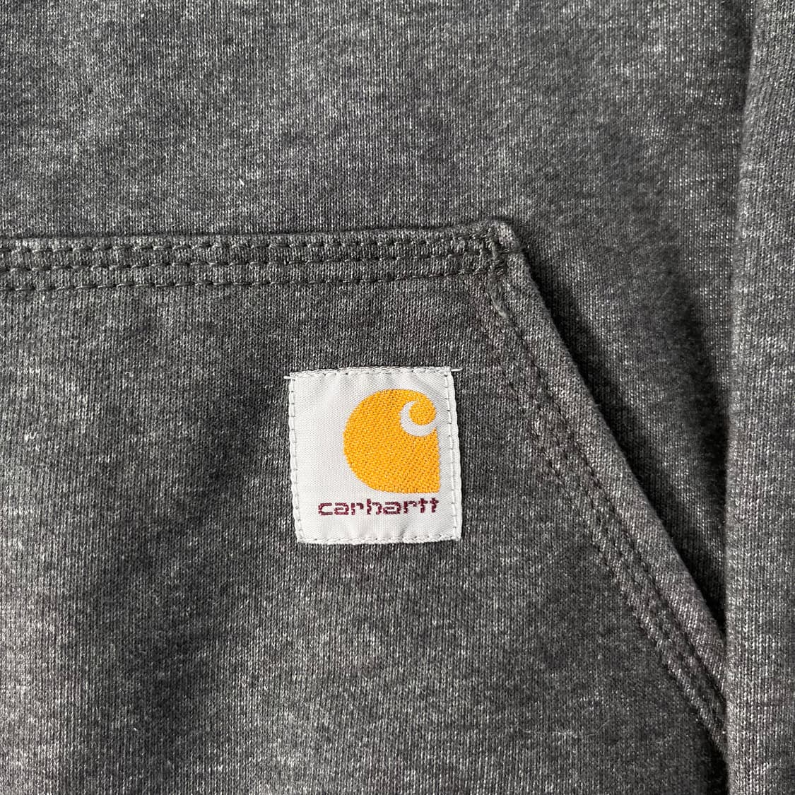 100 칼하트 wip 다크그레이 후드티 상품이미지3