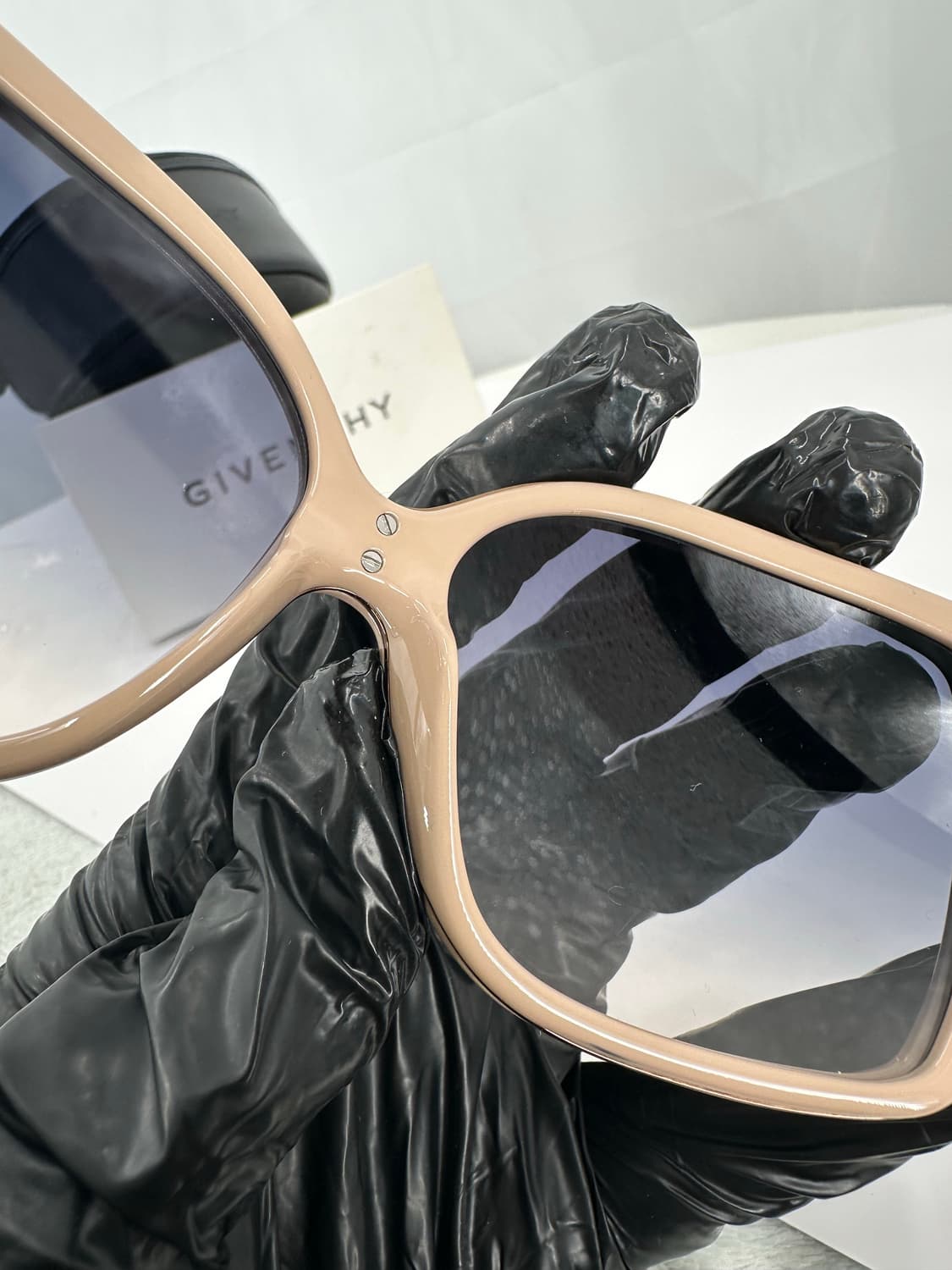 [새상품 무료배송] 정품 지방시 Made in Italy 선글라스 상품이미지5