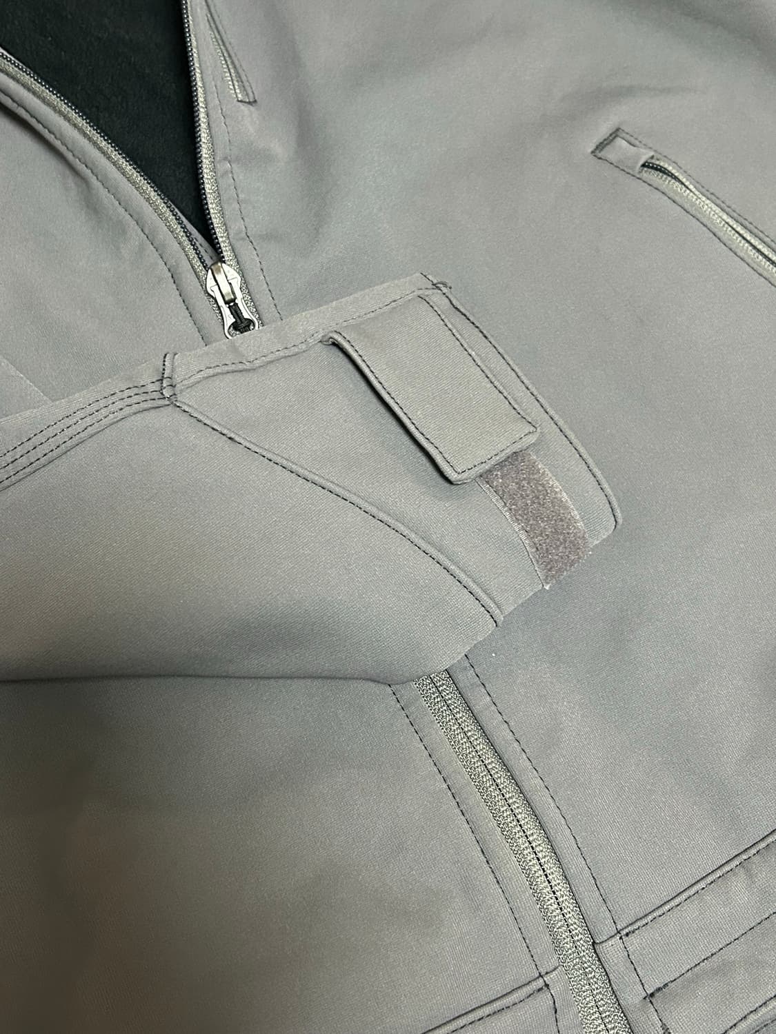 칼하트 레인 디펜더 소프트쉘 자켓 상품이미지5