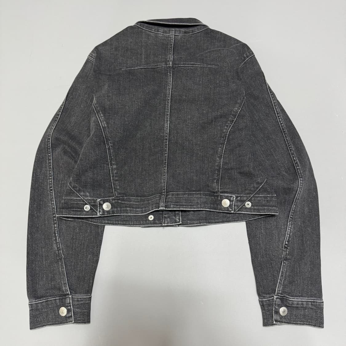 리바이스(Levi's) 차콜 코튼 LEJ 엔지니어드 쇼트 트러커 자켓 상품이미지6