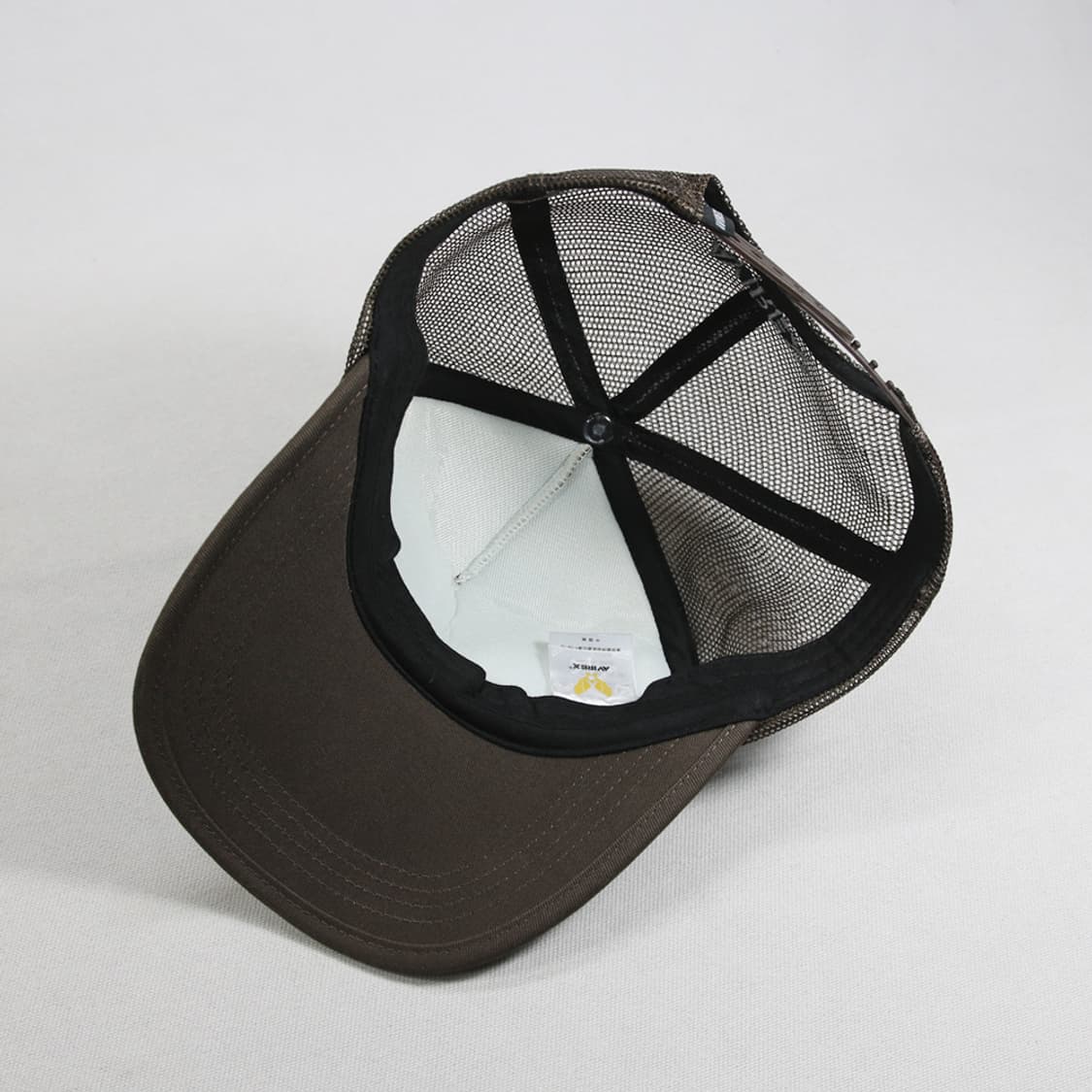 (착용컷) AVIREX 자수 트러커 캡 (57~59cm) 상품이미지6