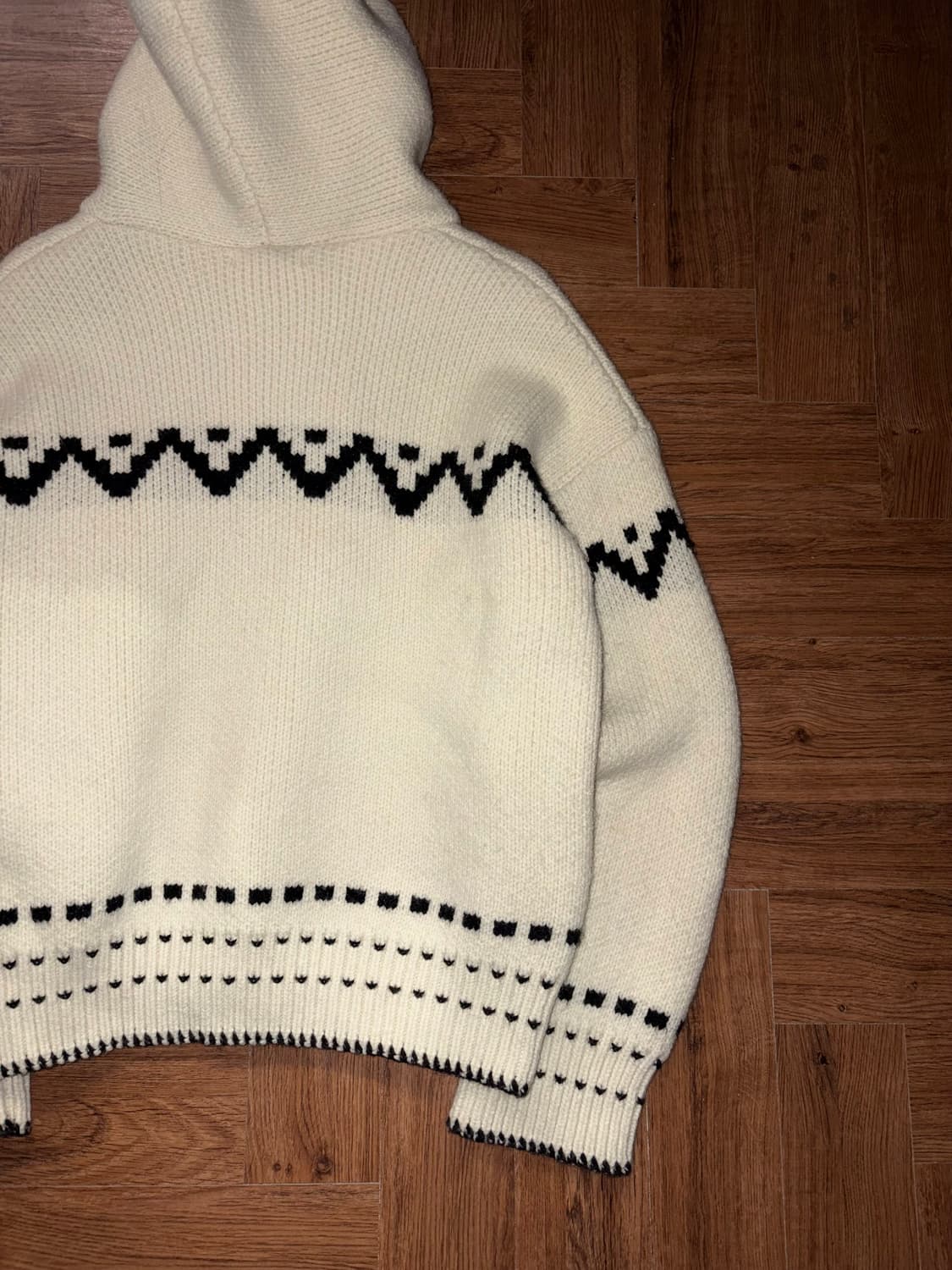 빈티지 후드 폼폼 니트집업 상품이미지9