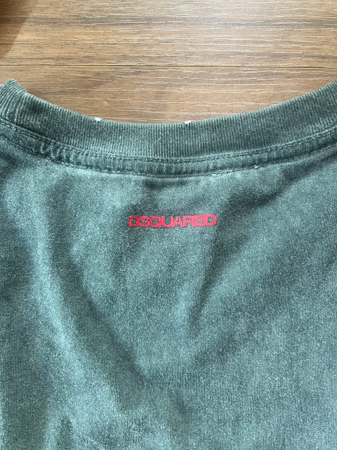 디스퀘어드2 데미지 디테일 반팔 상품이미지4