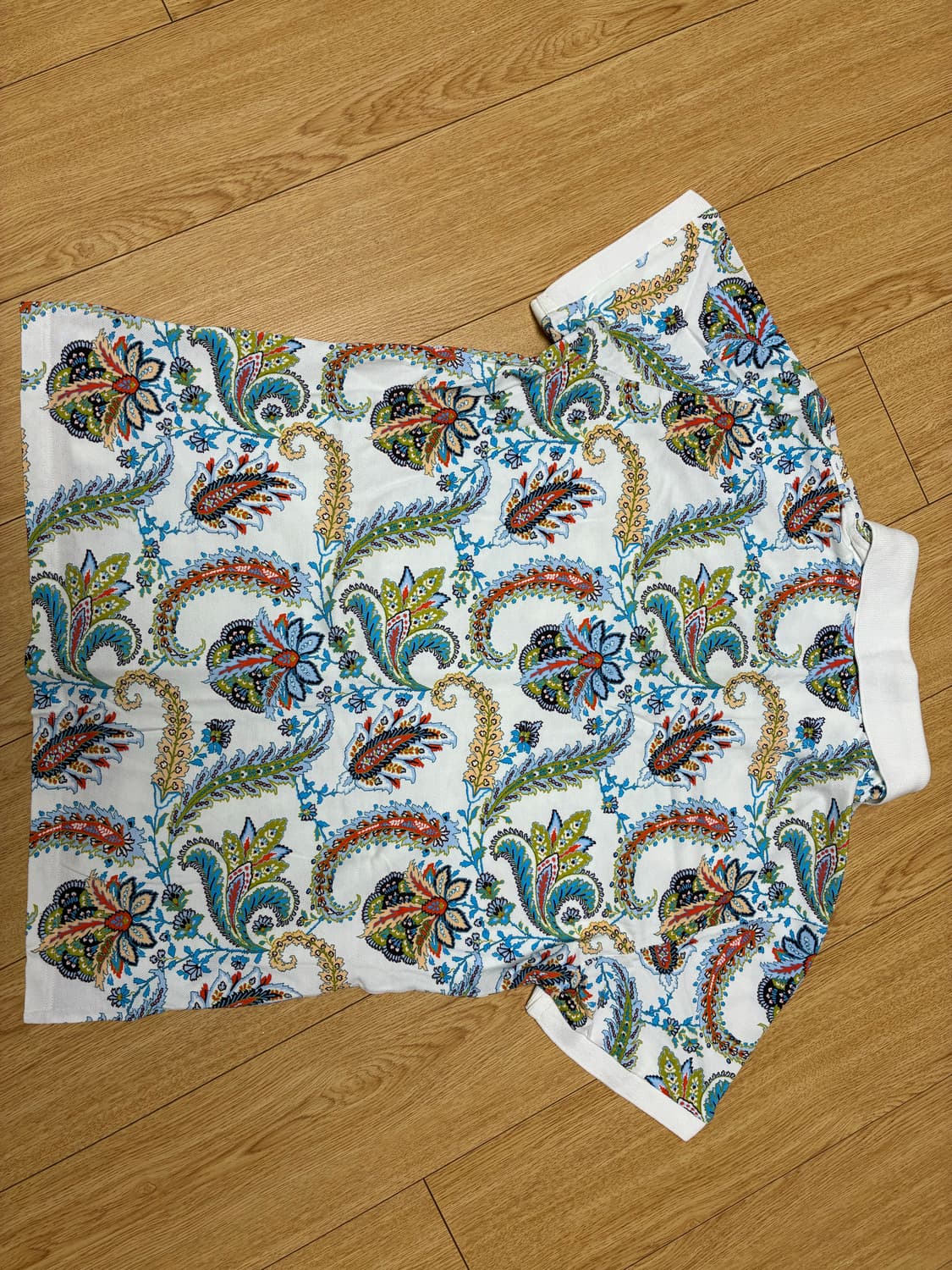 ETRO 흰색 반팔 카라티 95~100 상품이미지2