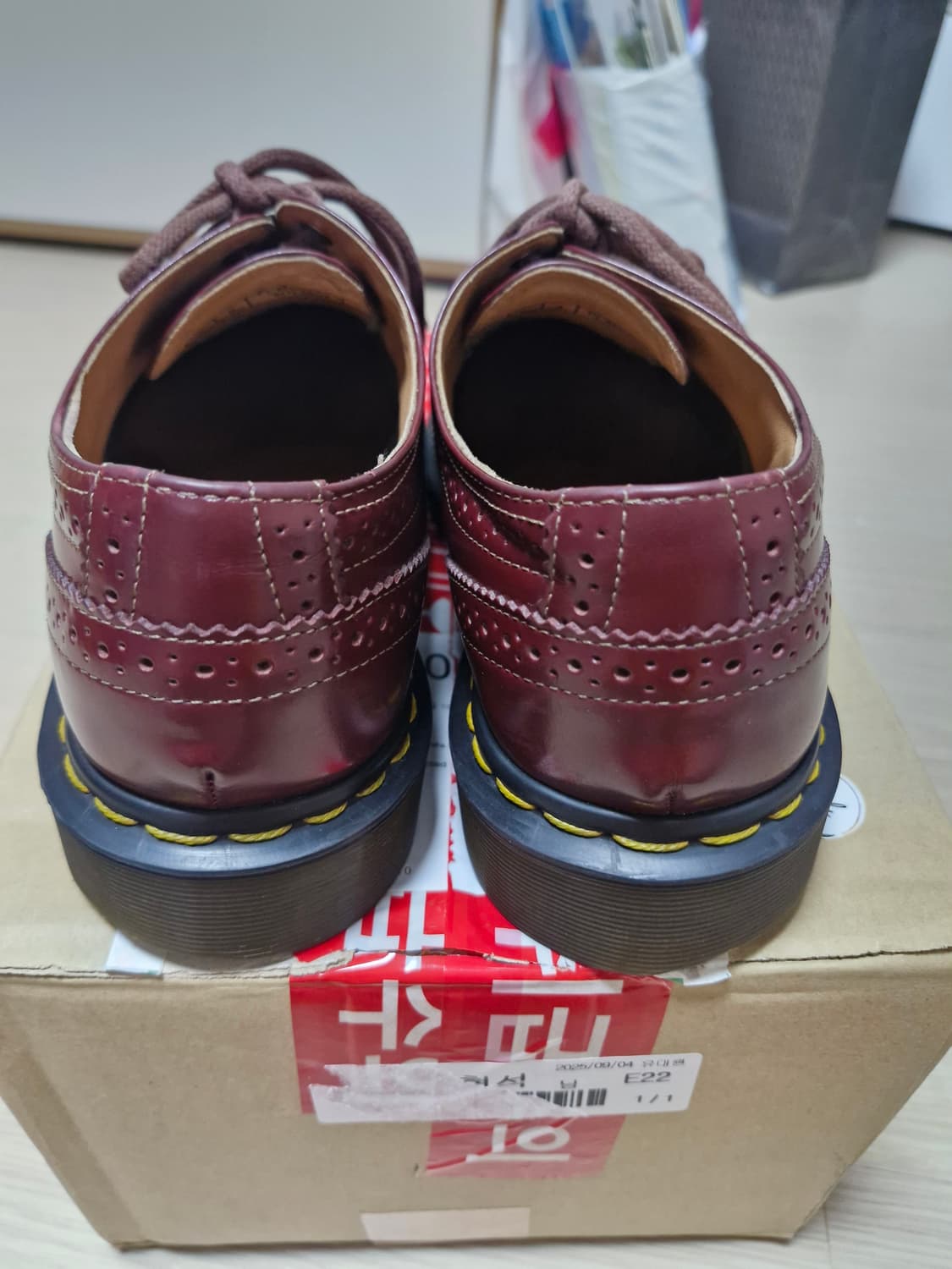 [270] 꼼데가르송 옴므 듀스 닥터마틴 윙팁 made in UK 상품이미지4