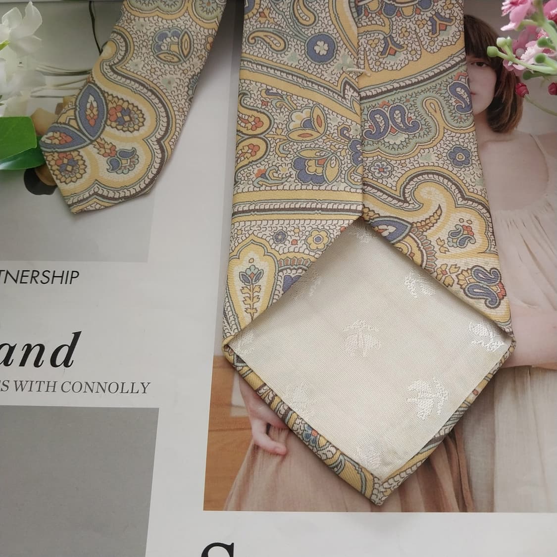 브룩스브라더스 실크 옐로우 페이즐리 넥타이 9cm A+등급  K1410
 상품이미지6