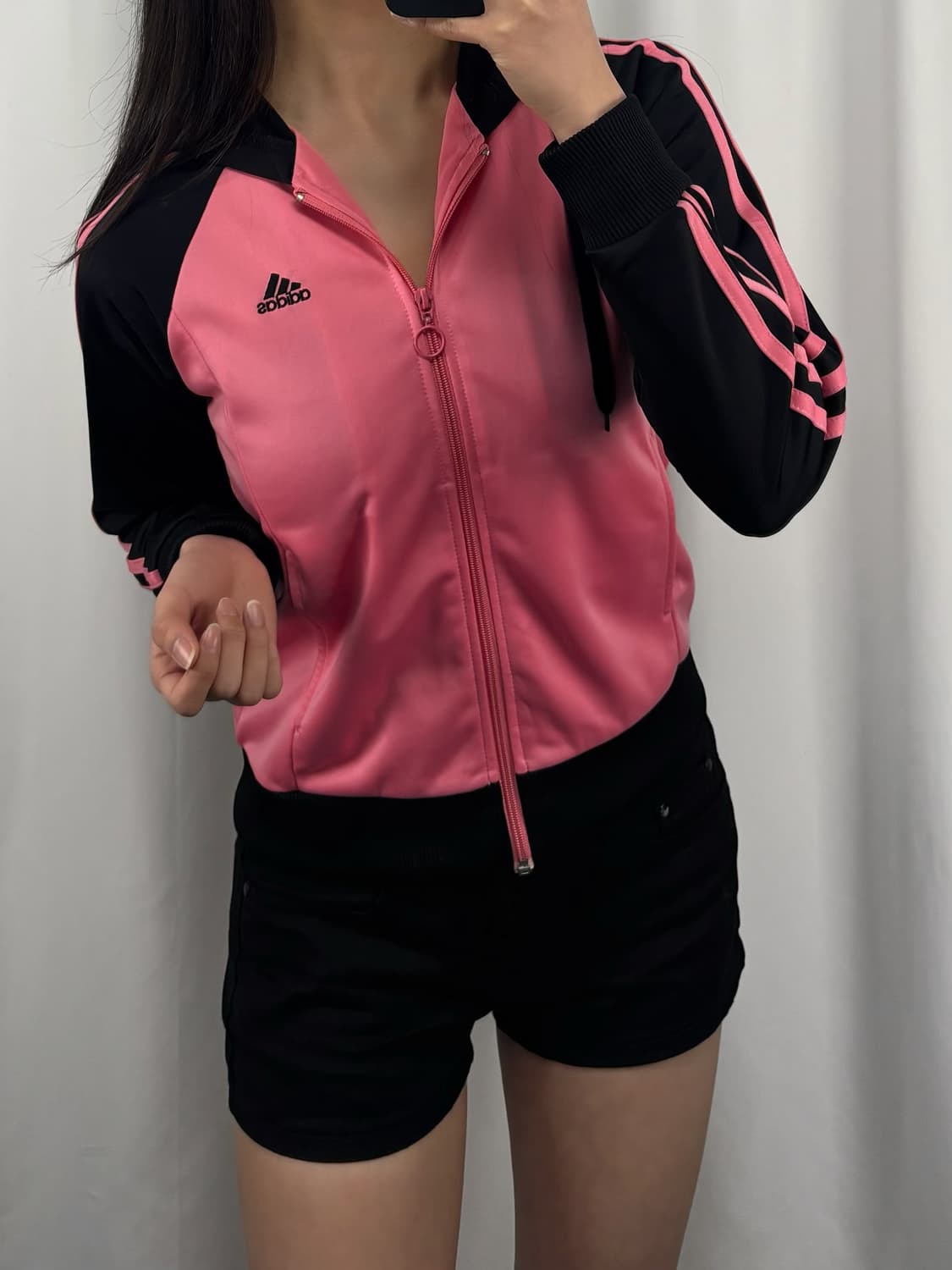 아디다스 핑크 블랙 배색 후드집업 상품이미지2