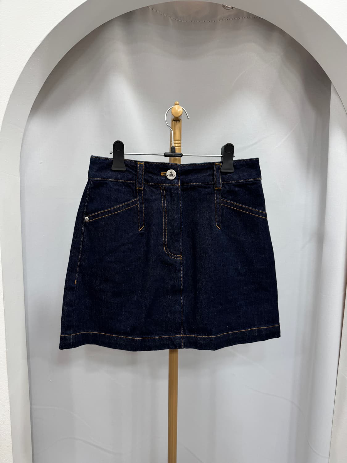 백화점판 비비안웨스트우드 데님 청 스커트 38사이즈 상품이미지2