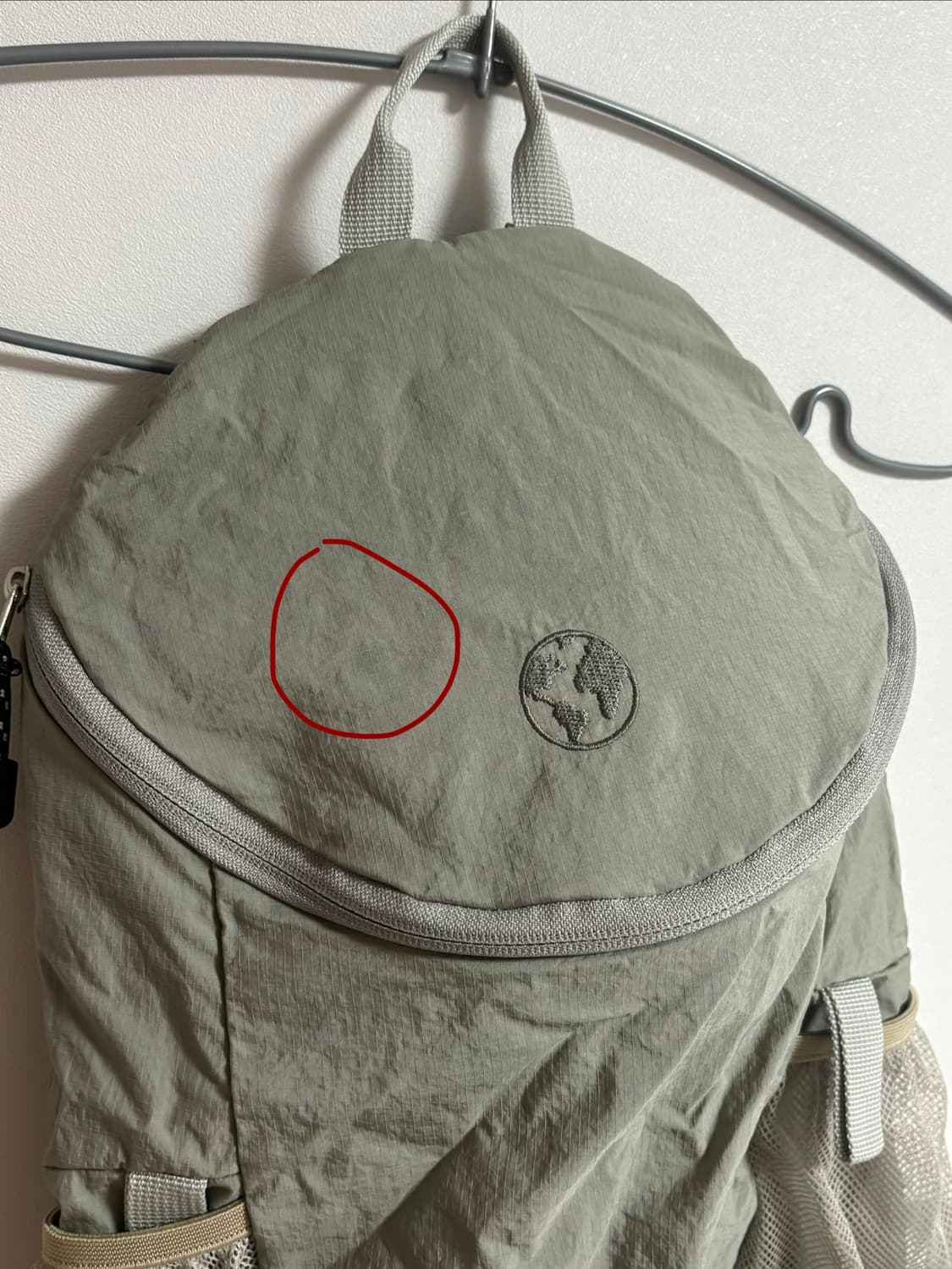 유일매물) 어스지구 백팩 그레이 상품이미지4