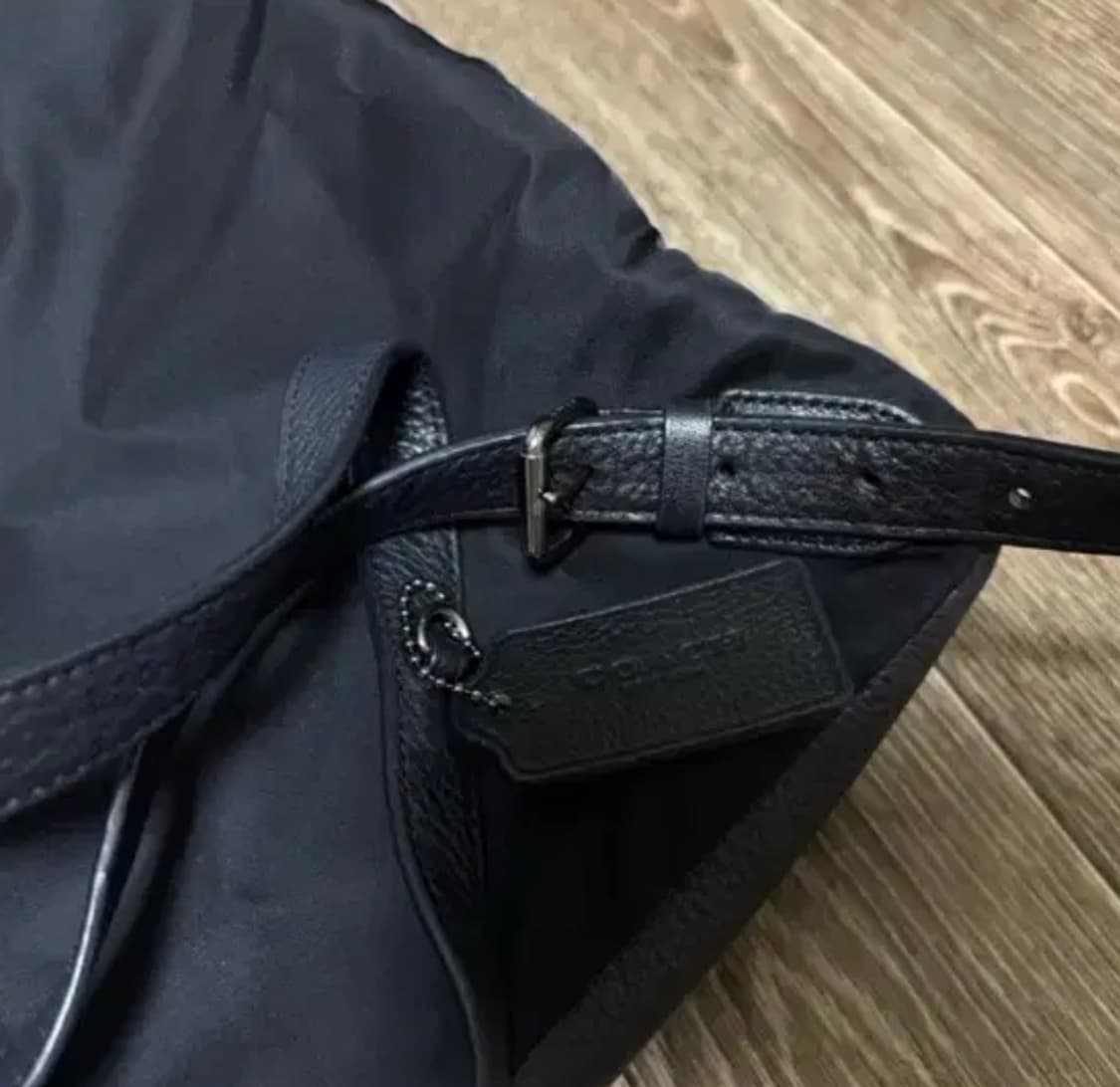 Coach 나일론 미니 블랙 백팩 상품이미지3