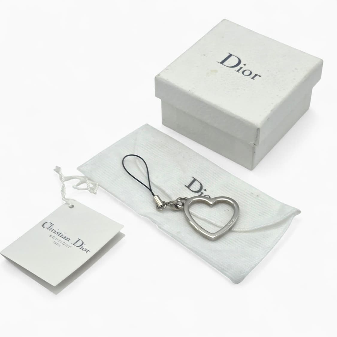 디올 로고 하트 폰 참 키링 상품이미지2