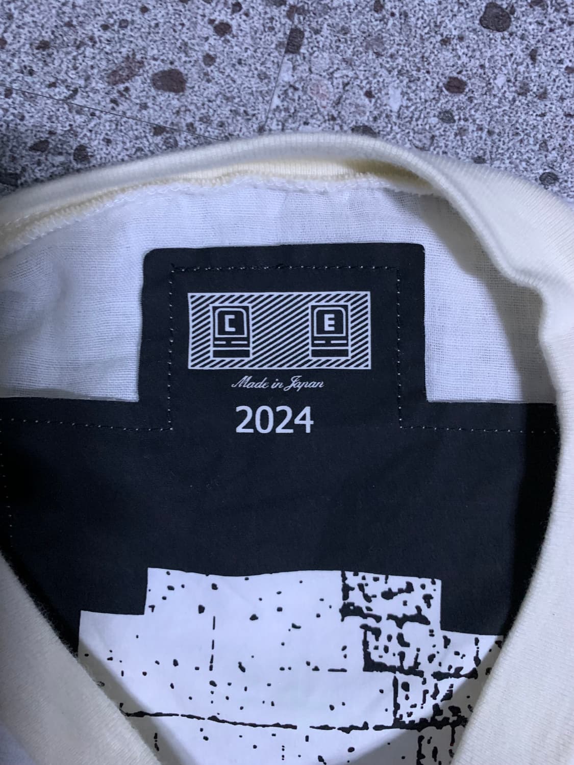 24fw 카브엠트 롱슬리브 맨투맨 상품이미지3