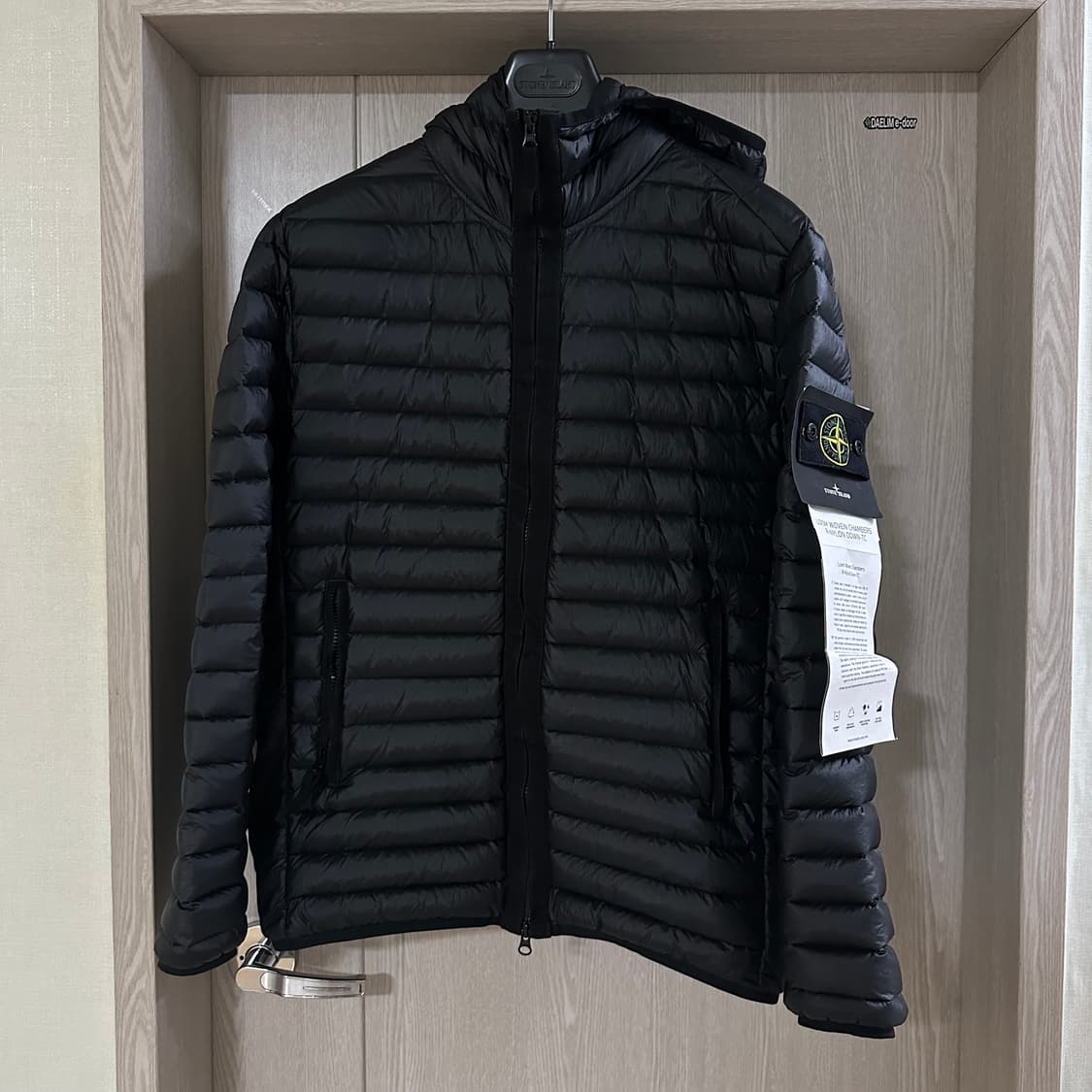 스톤아일랜드 룸우븐 후드 경량패딩 M 상품이미지2