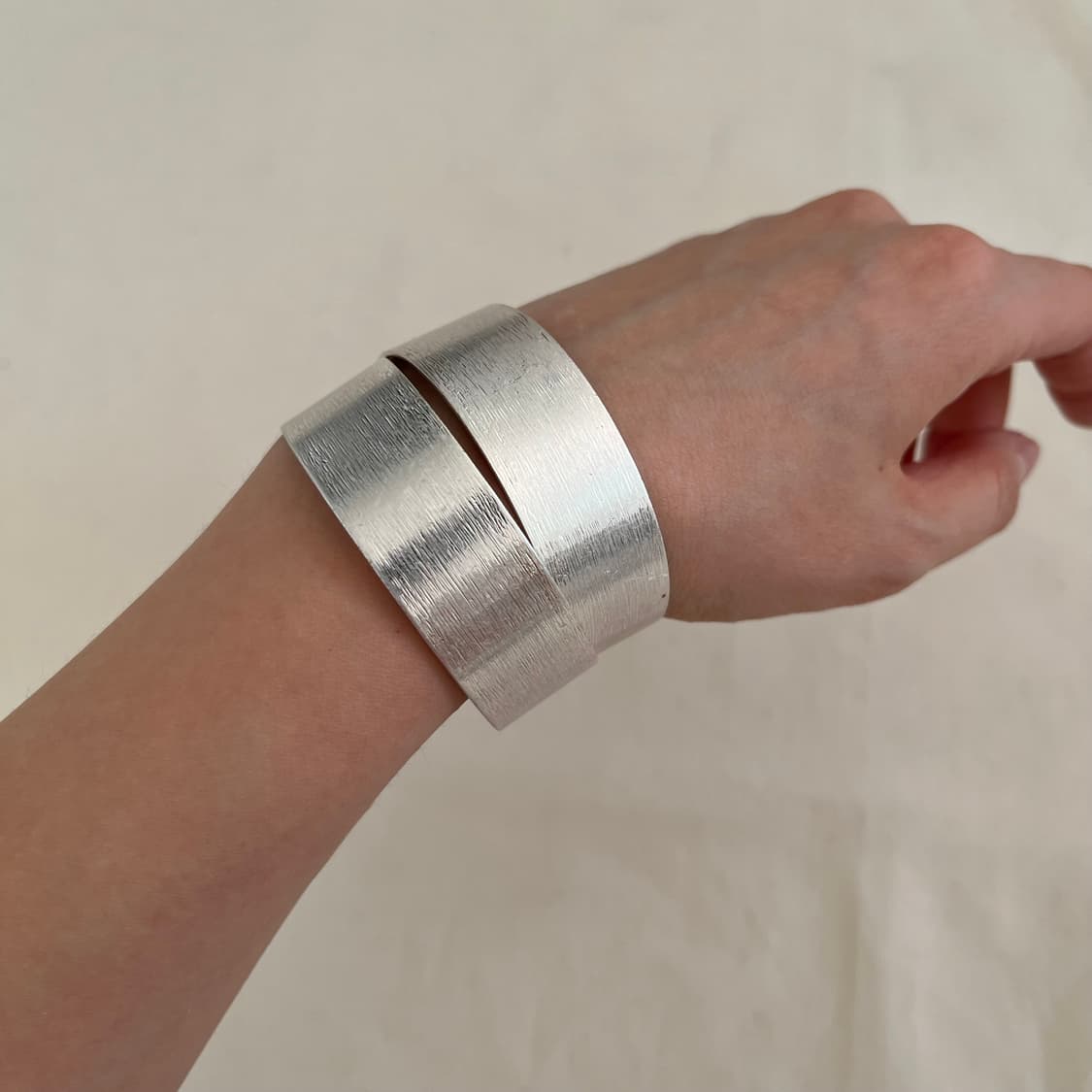 silver bangle 상품이미지1