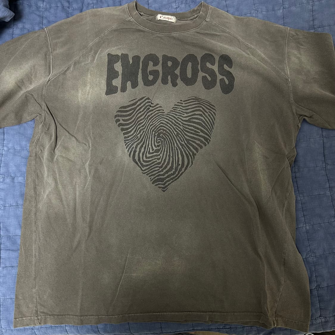 (M) etce 이티씨이 engross 하트 반팔티 브라운 상품이미지1