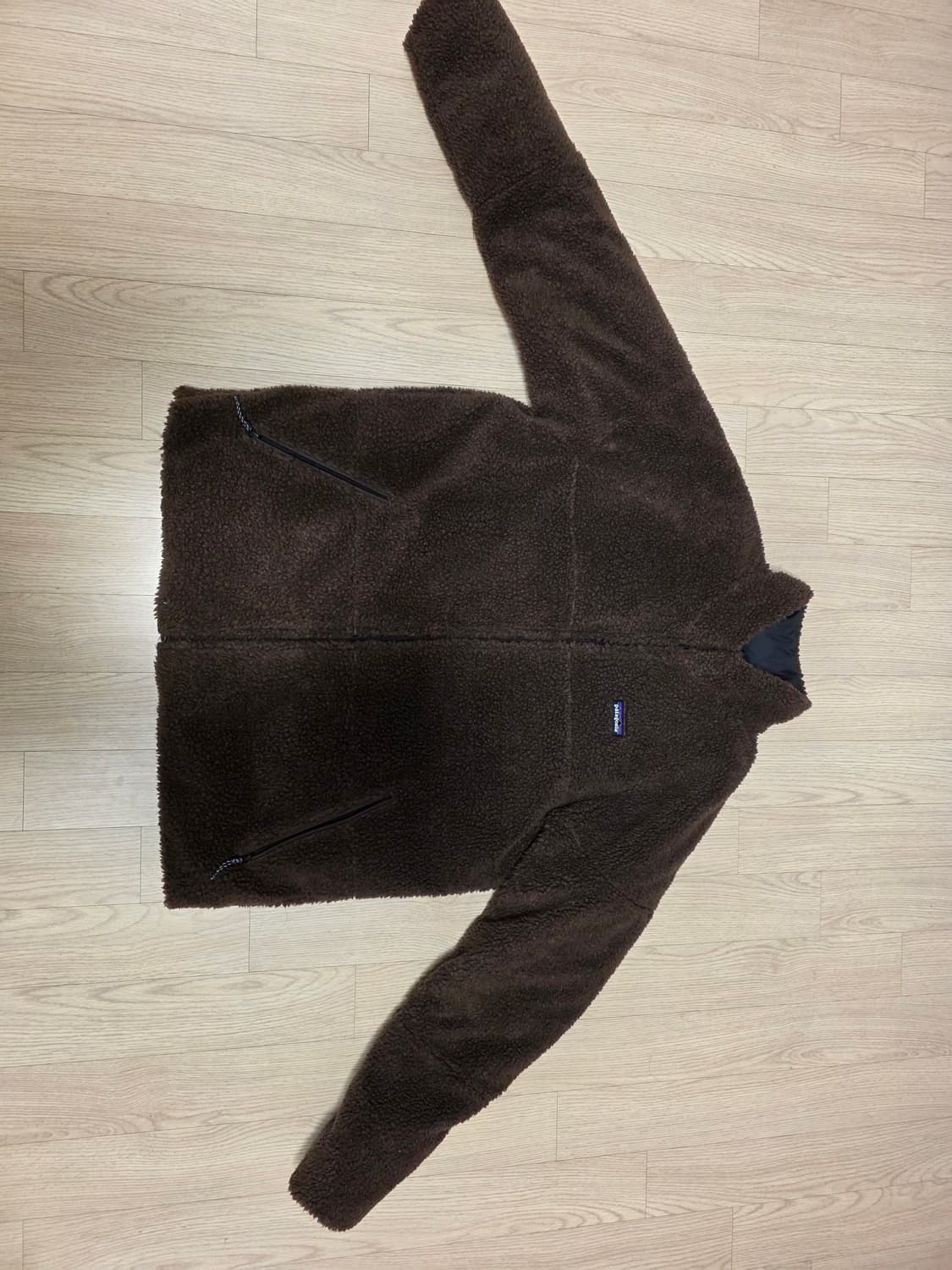 파타고니아 리버시블 사일런트 패딩 XL 브라운/다크그레이 상품이미지2