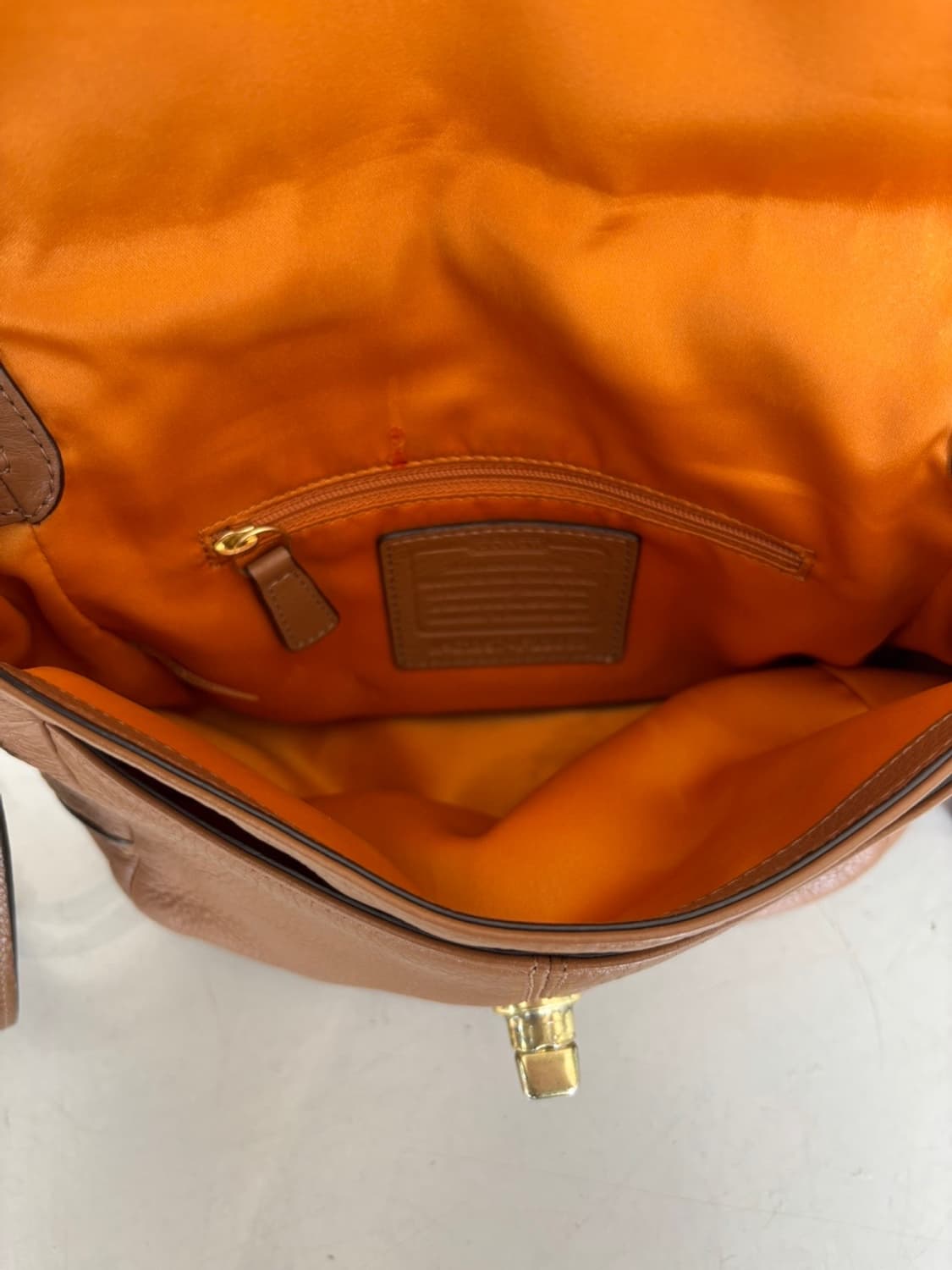 Old Coach Leather Bag 상품이미지8