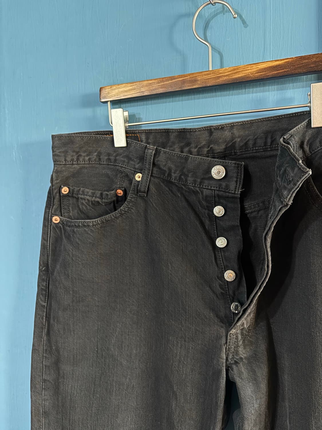 00‘s Levis Black 501 Denim pant.  상품이미지3