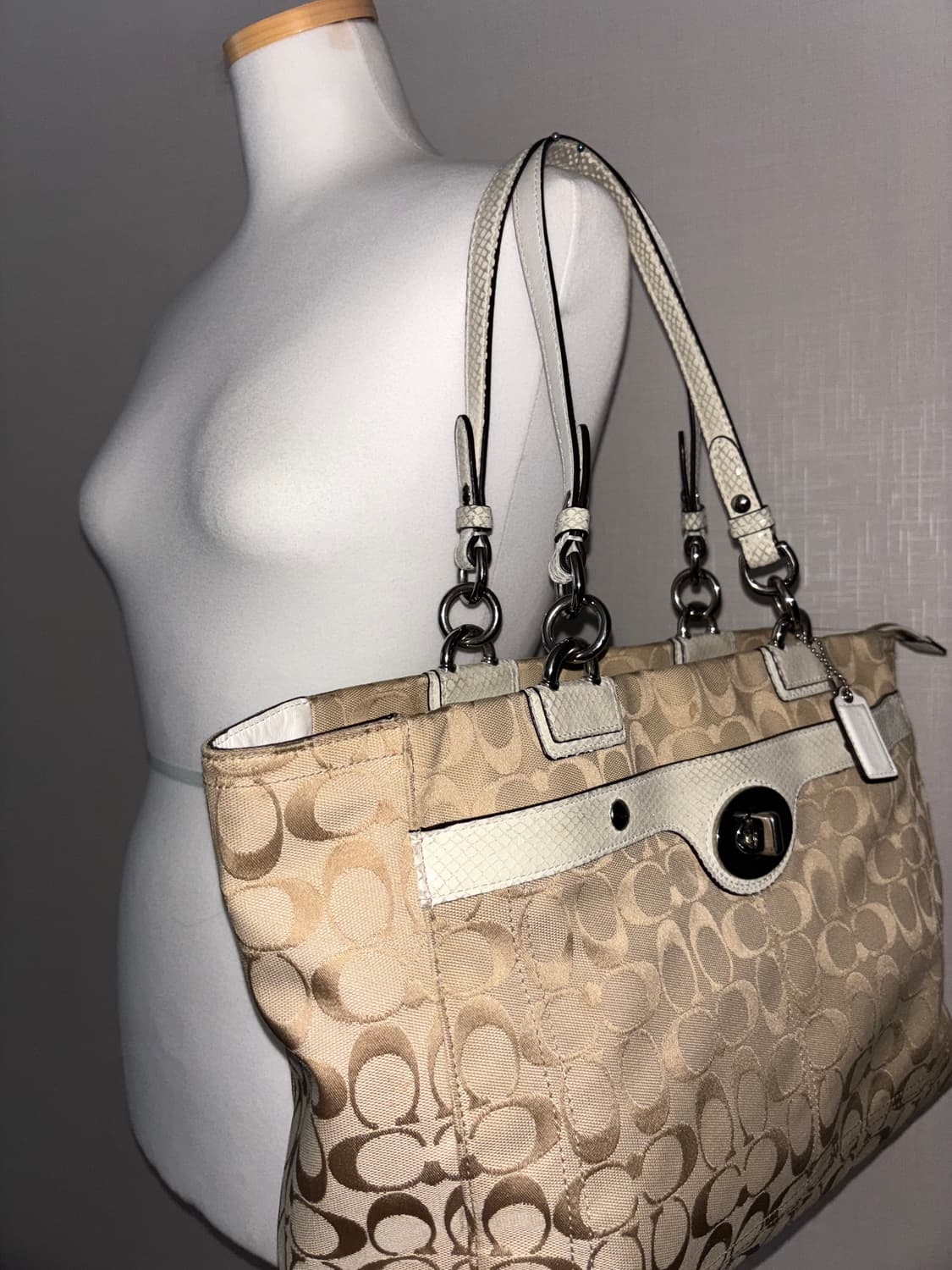 🚨연말세일🚨Coach ivory vintage bag 상품이미지4