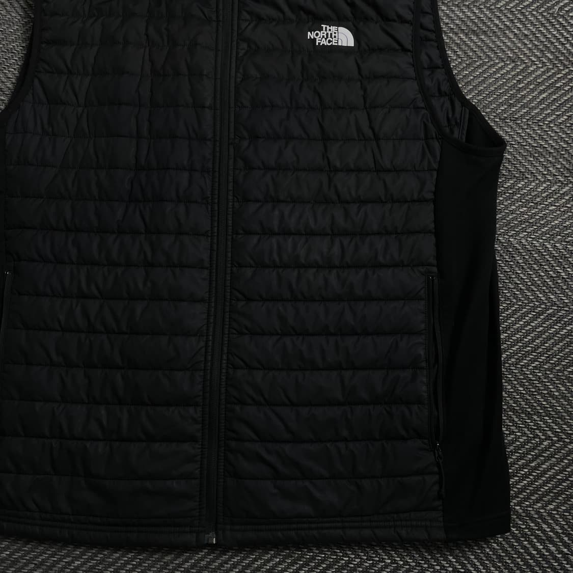 노스페이스 신형 블랙 경량 다운 베스트y 4054 상품이미지3