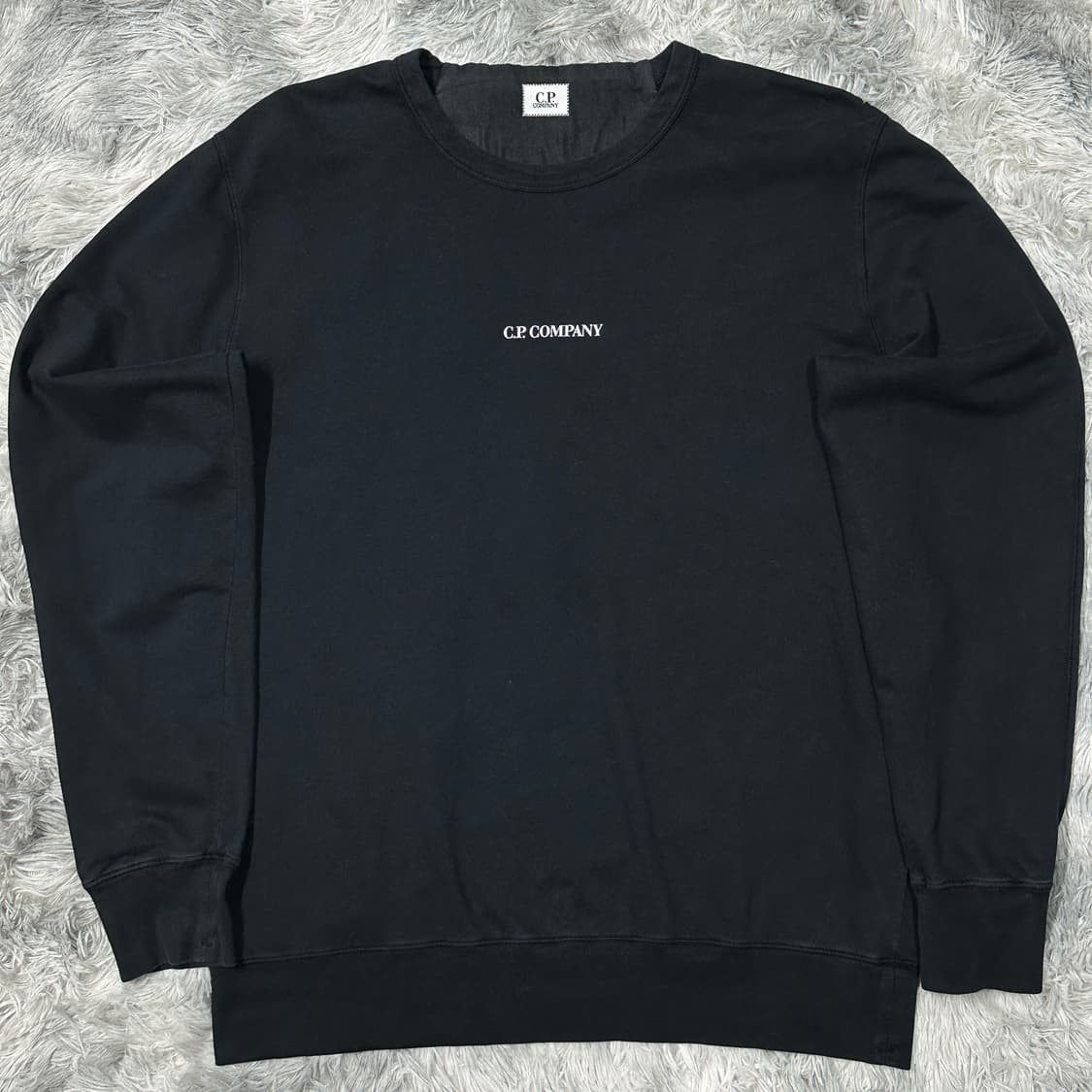 cp컴퍼니 블랙 맨투맨 XL 상품이미지1
