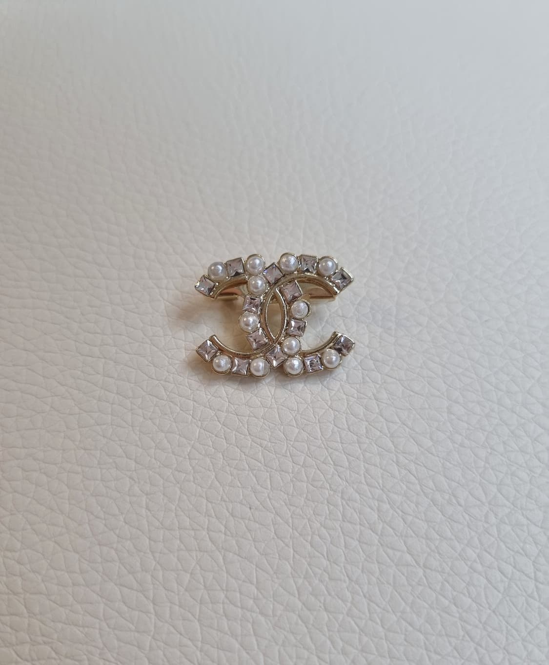 샤넬 보석진주 금장 미니 브로치 업사이클링 상품이미지4