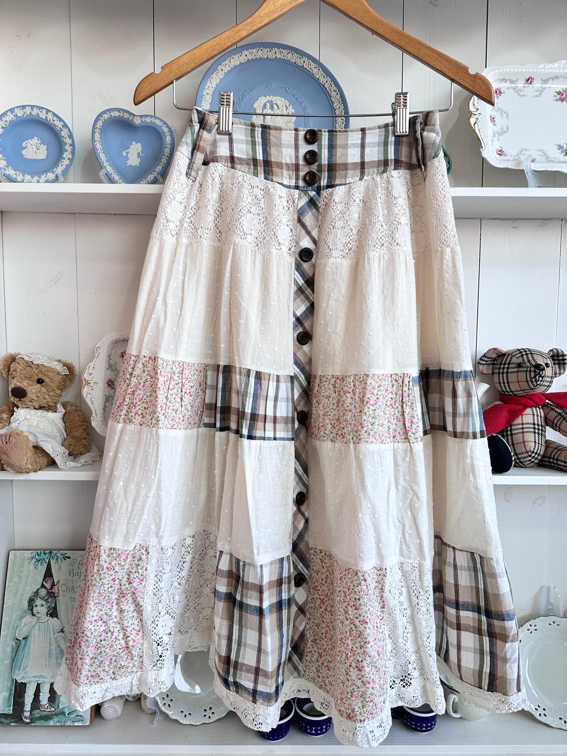 패치워크 플라워 롱 스커트 레이스 디테일 상품이미지1