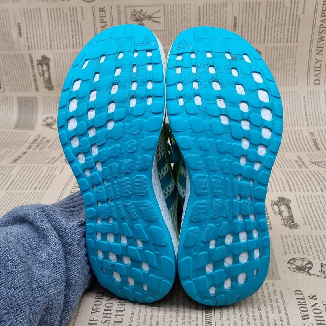 아디다스 퓨어부스트 여성운동화240  상품이미지3