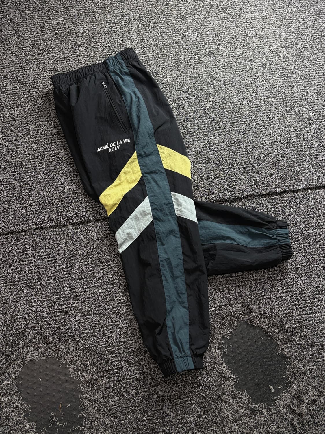 아크메드라비 멀티컬러 나일론 셋업 팬츠 3728 상품이미지1