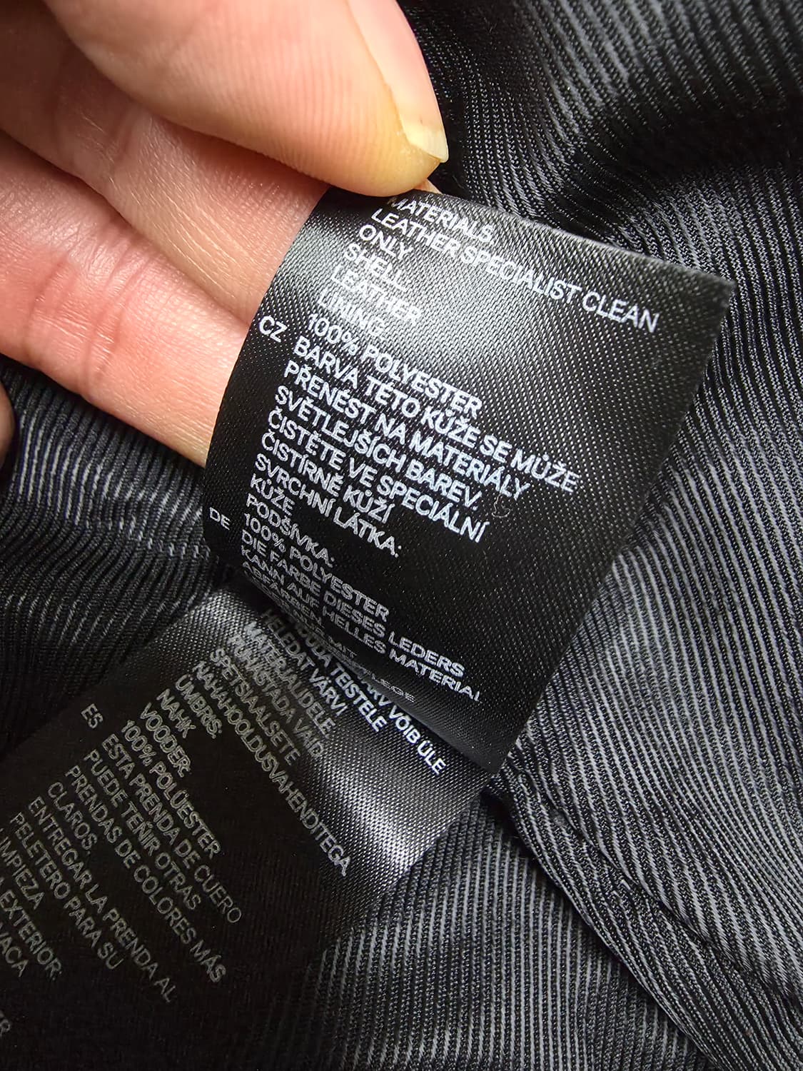  H&M의 프리미엄 카우하이드 더블 라이더 자켓 상품이미지9