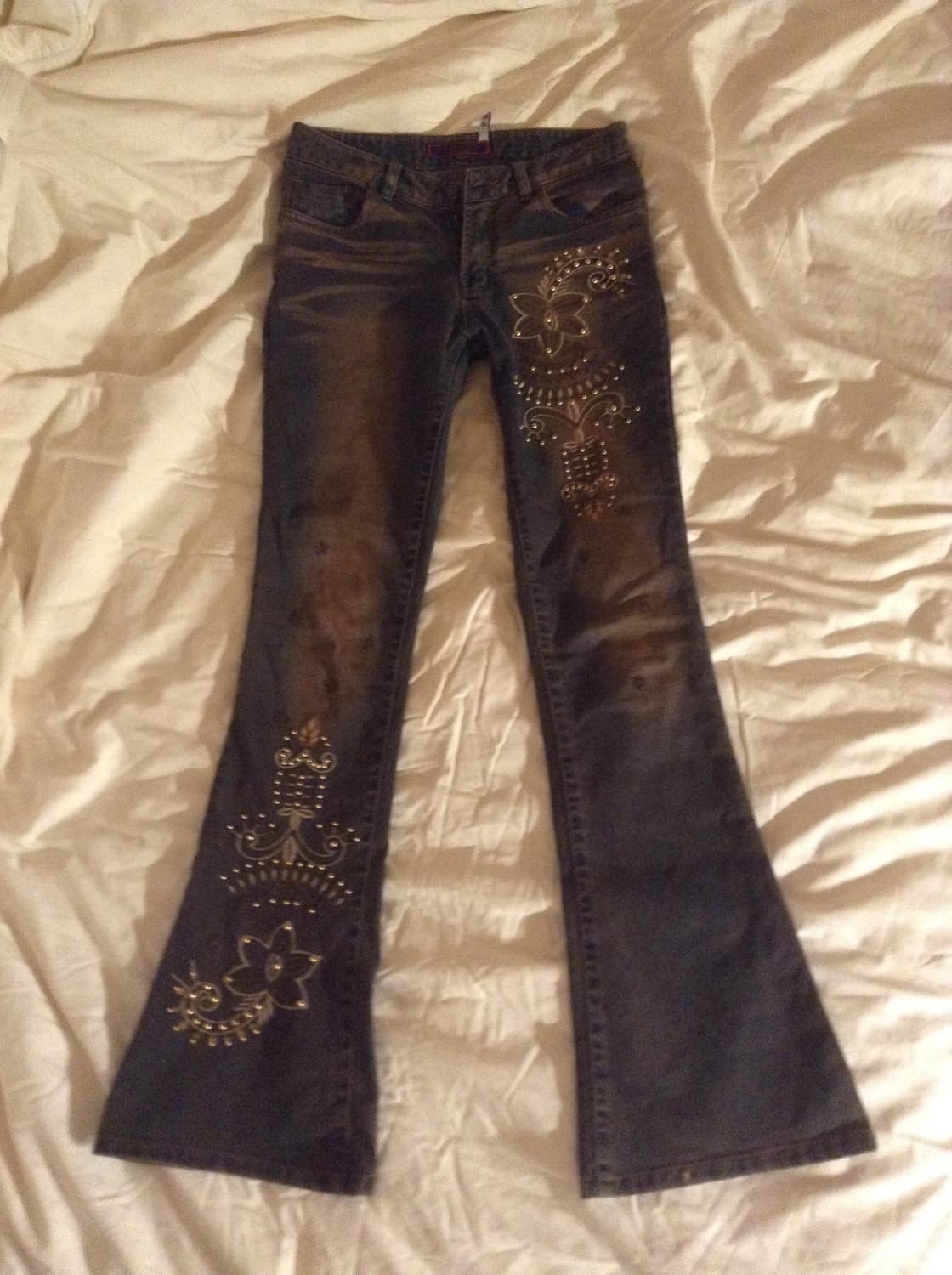 부츠컷 로우라이즈 워싱 스터드 팬츠 상품이미지4