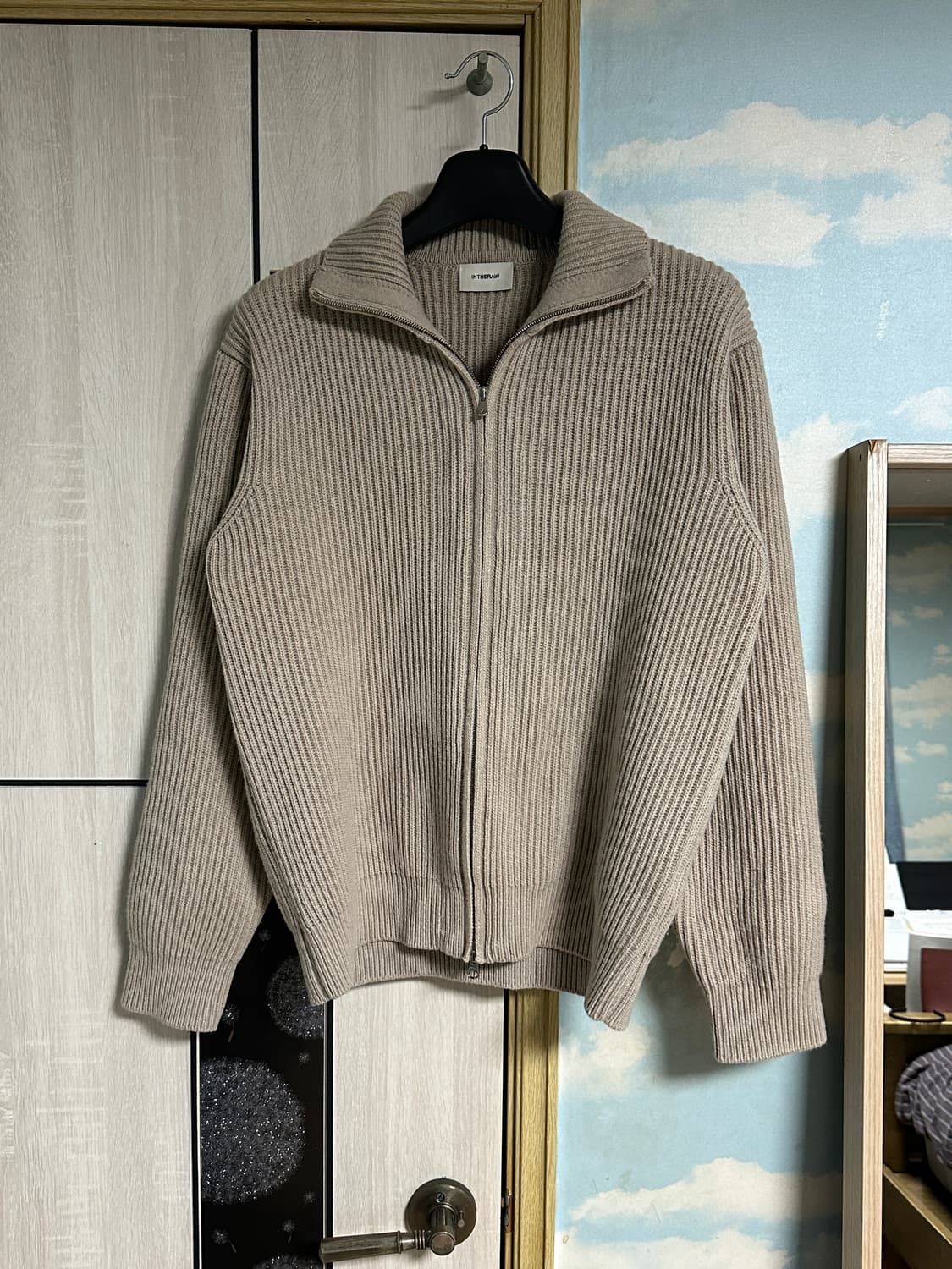 (3) 인더로우 로이 풀집업 니트 베이지멜란지 상품이미지3